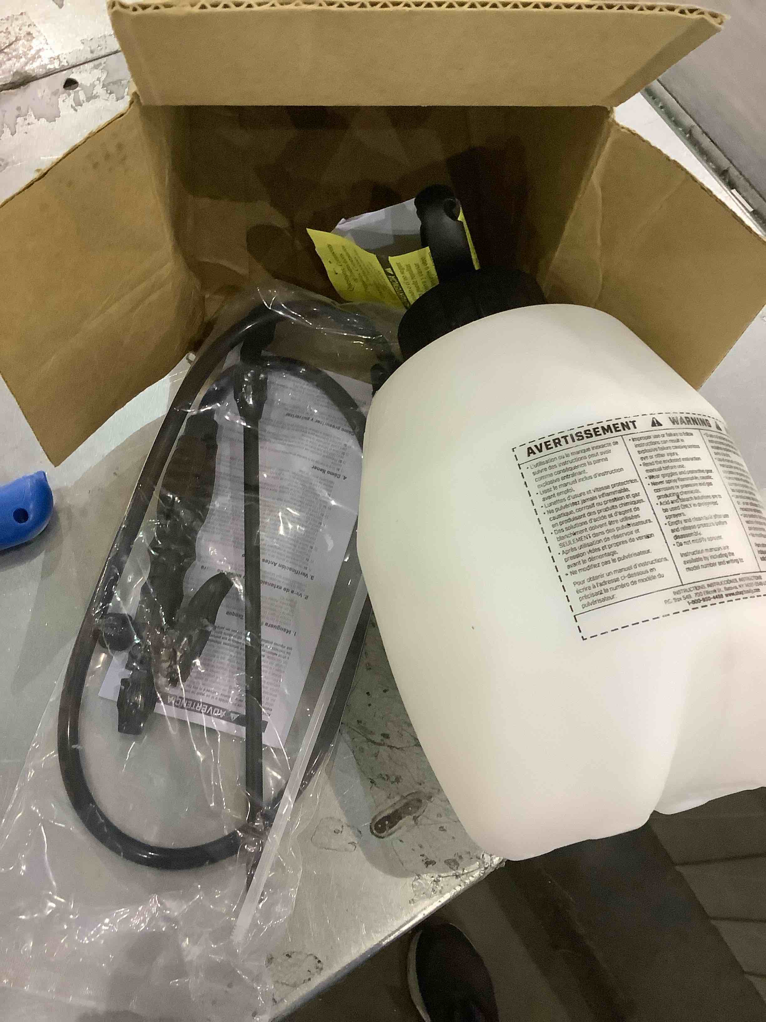 https://s3.amazonaws.com/lotting-images-prod/BargainHunt/EXS01094182_1708951308532.jpeg