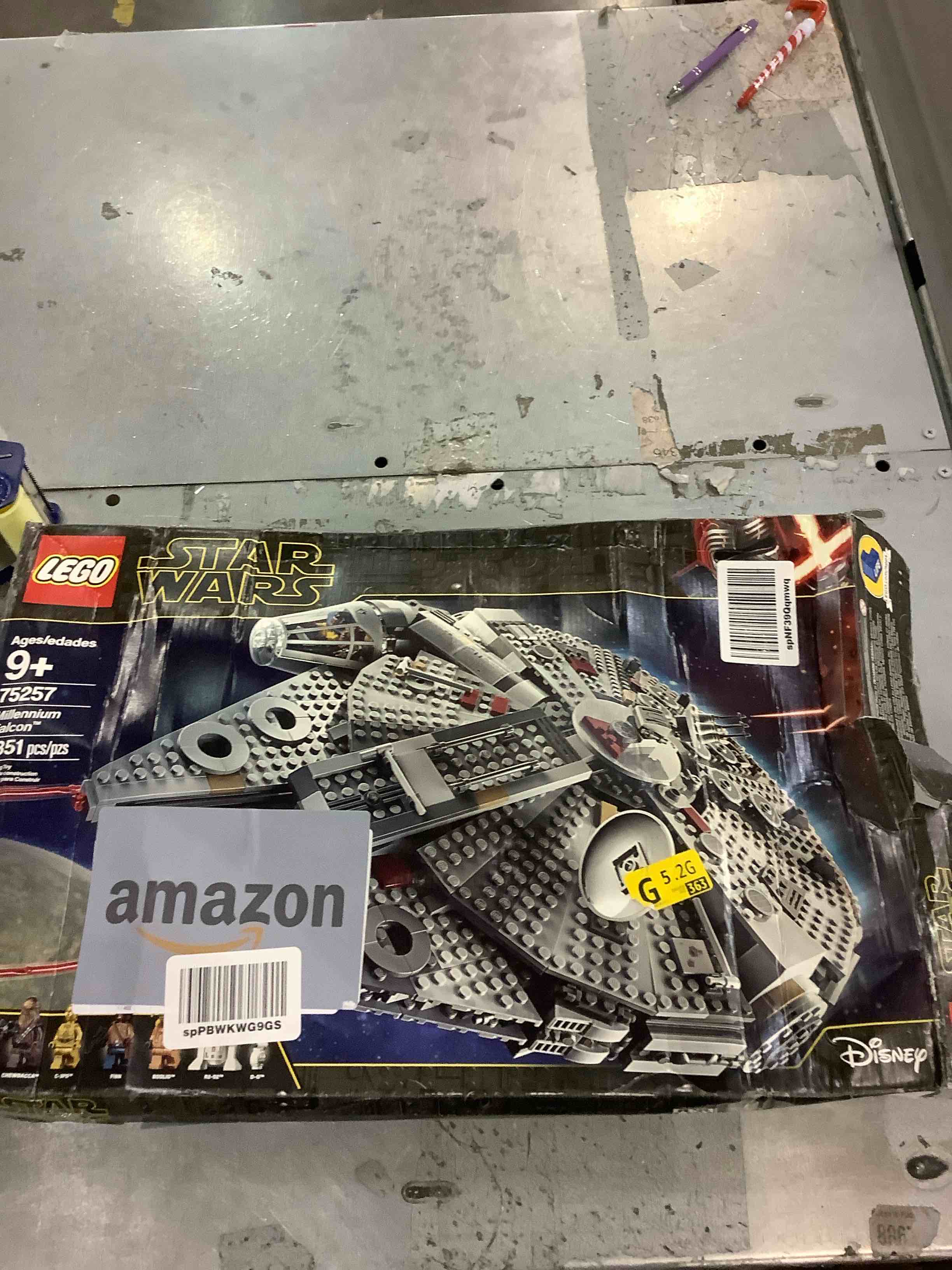 https://s3.amazonaws.com/lotting-images-prod/BargainHunt/EXS01094189_1708952005161.jpeg