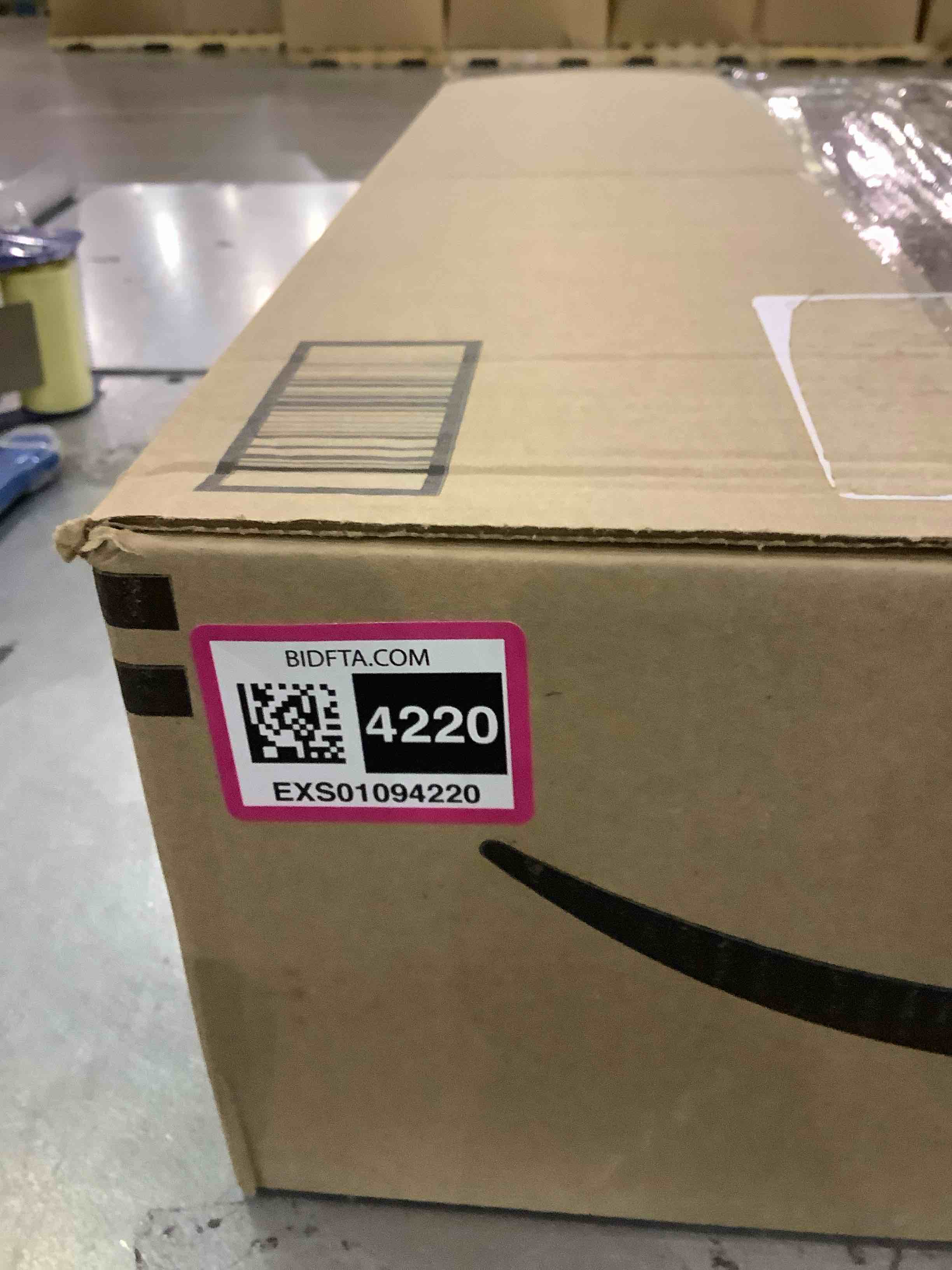https://s3.amazonaws.com/lotting-images-prod/BargainHunt/EXS01094220_1708955038720.jpeg