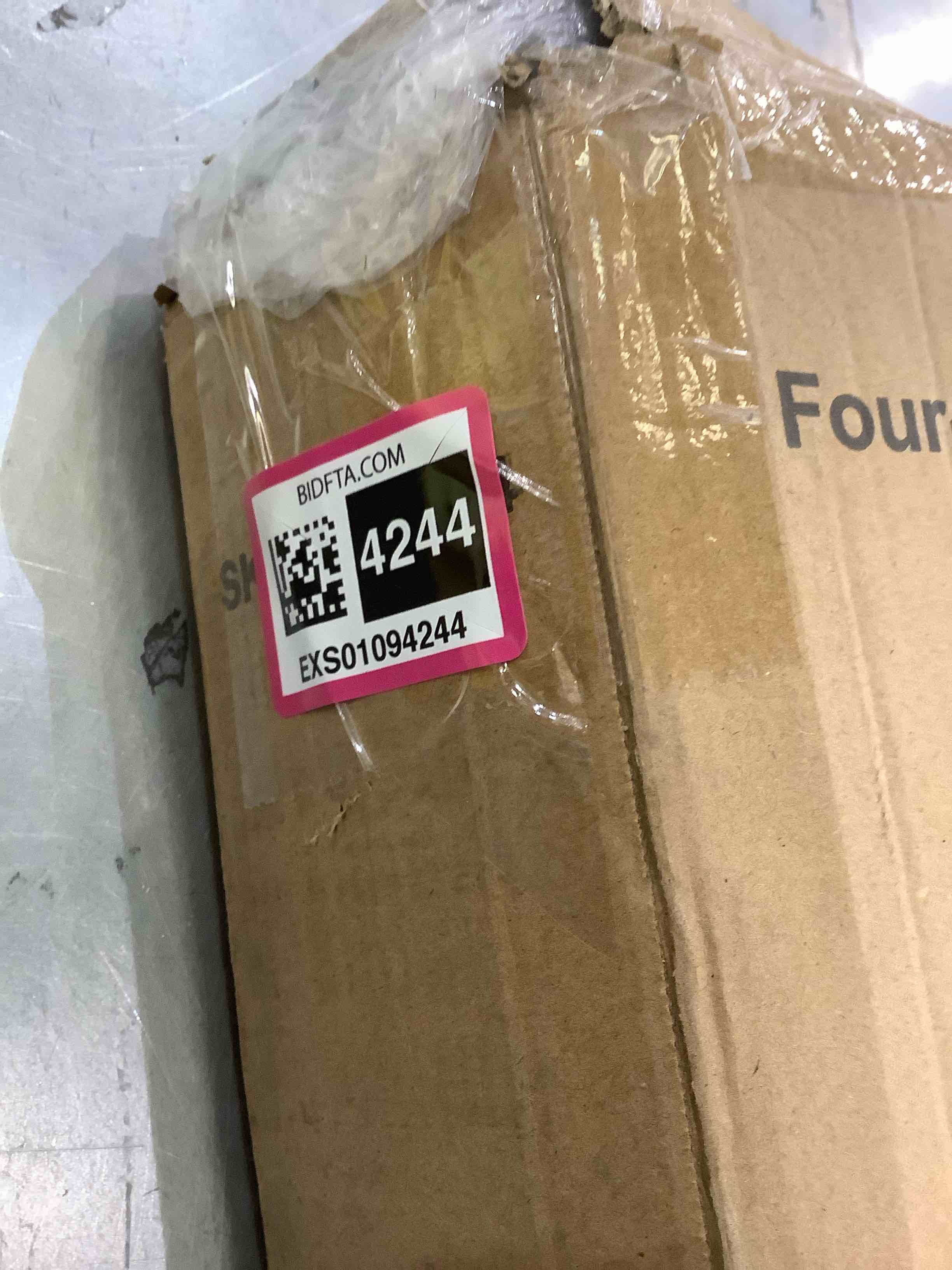 https://s3.amazonaws.com/lotting-images-prod/BargainHunt/EXS01094244_1708958442215.jpeg
