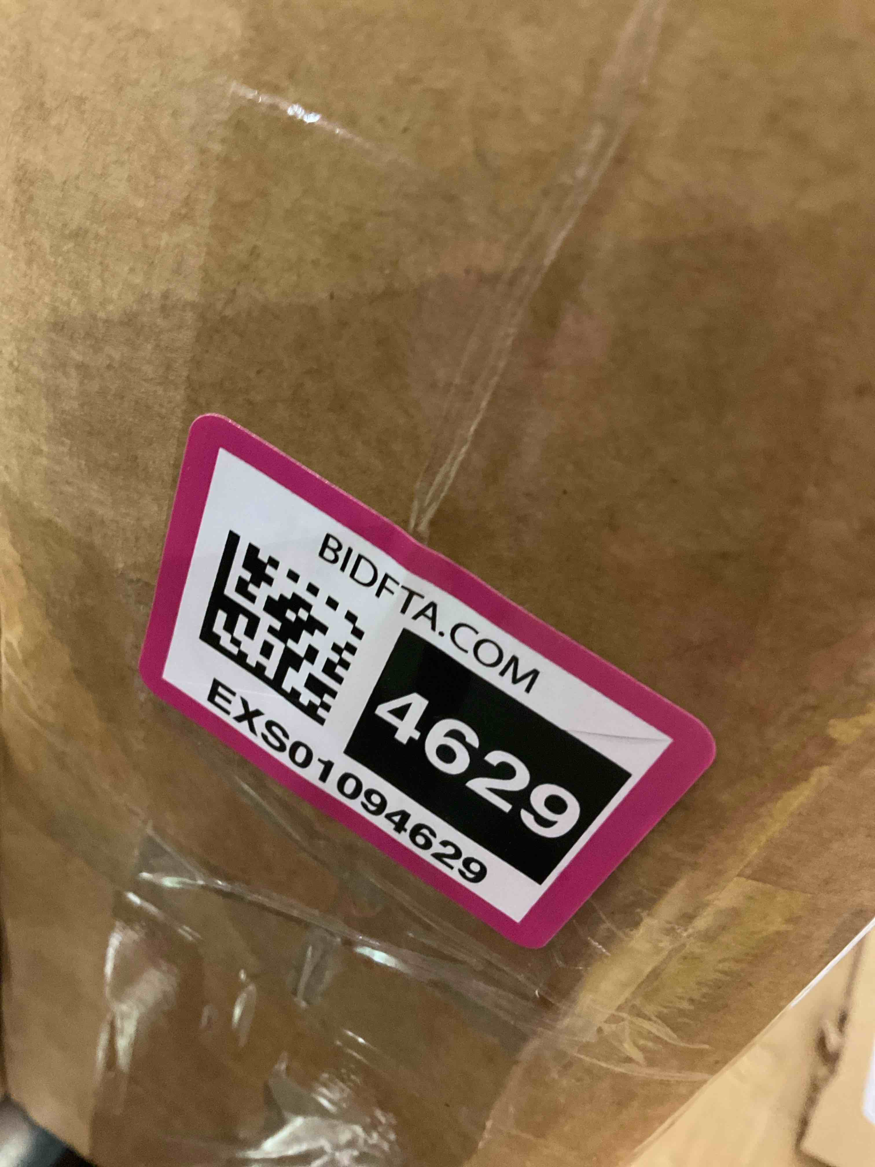 https://s3.amazonaws.com/lotting-images-prod/BargainHunt/EXS01094629_1709046679353.jpeg