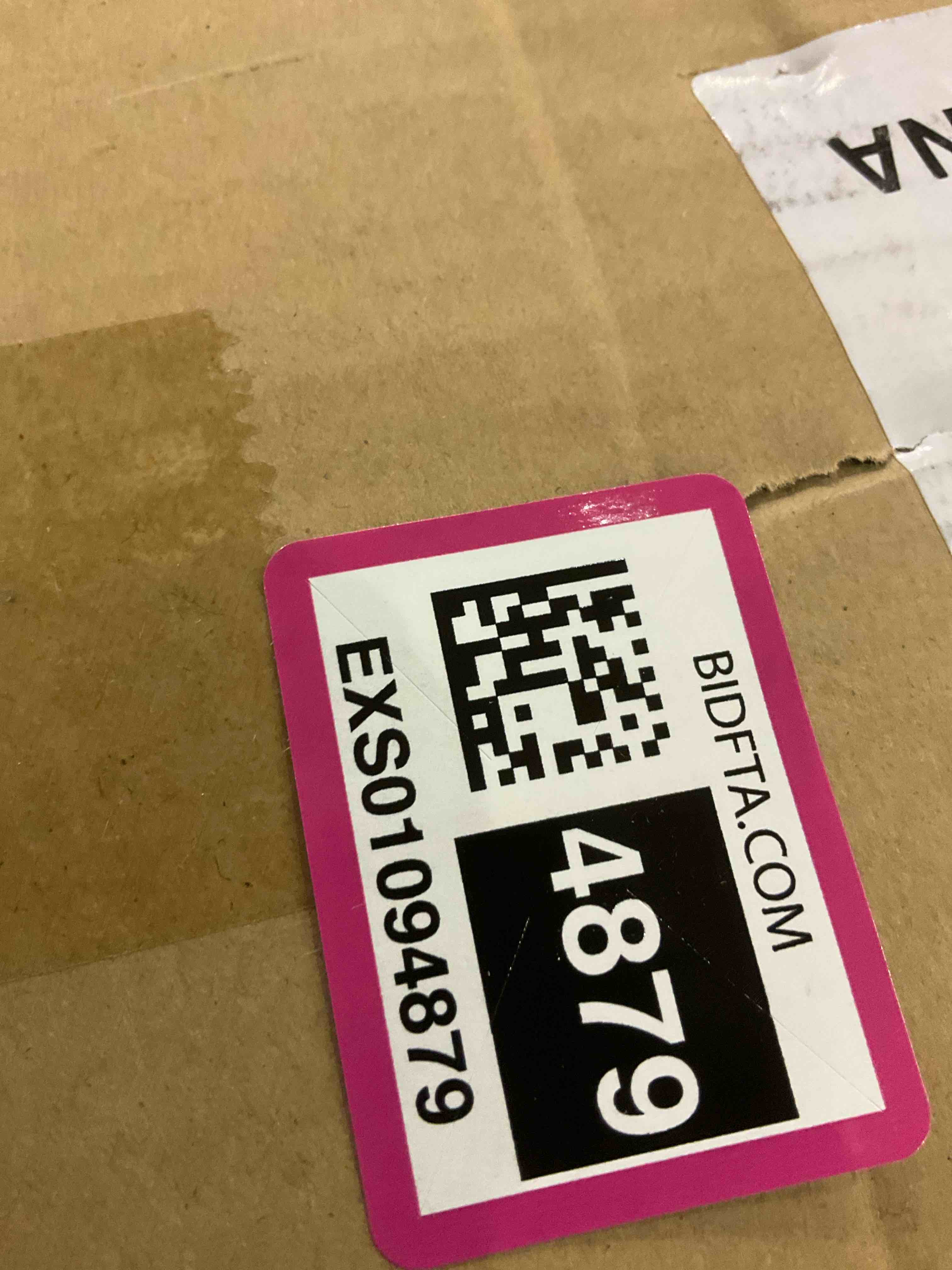 https://s3.amazonaws.com/lotting-images-prod/BargainHunt/EXS01094879_1709131463841.jpeg