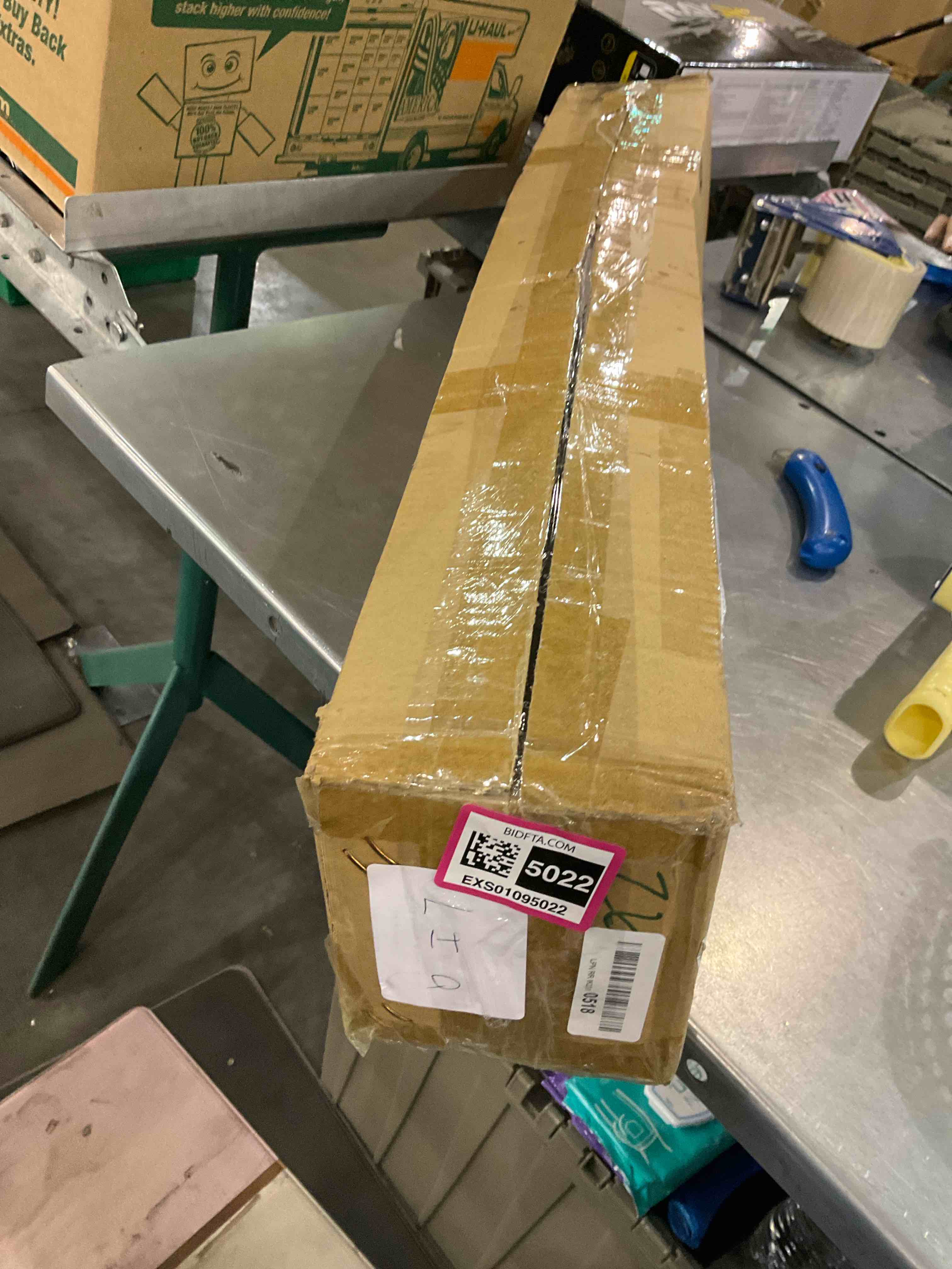 https://s3.amazonaws.com/lotting-images-prod/BargainHunt/EXS01095022_1708519152723.jpeg