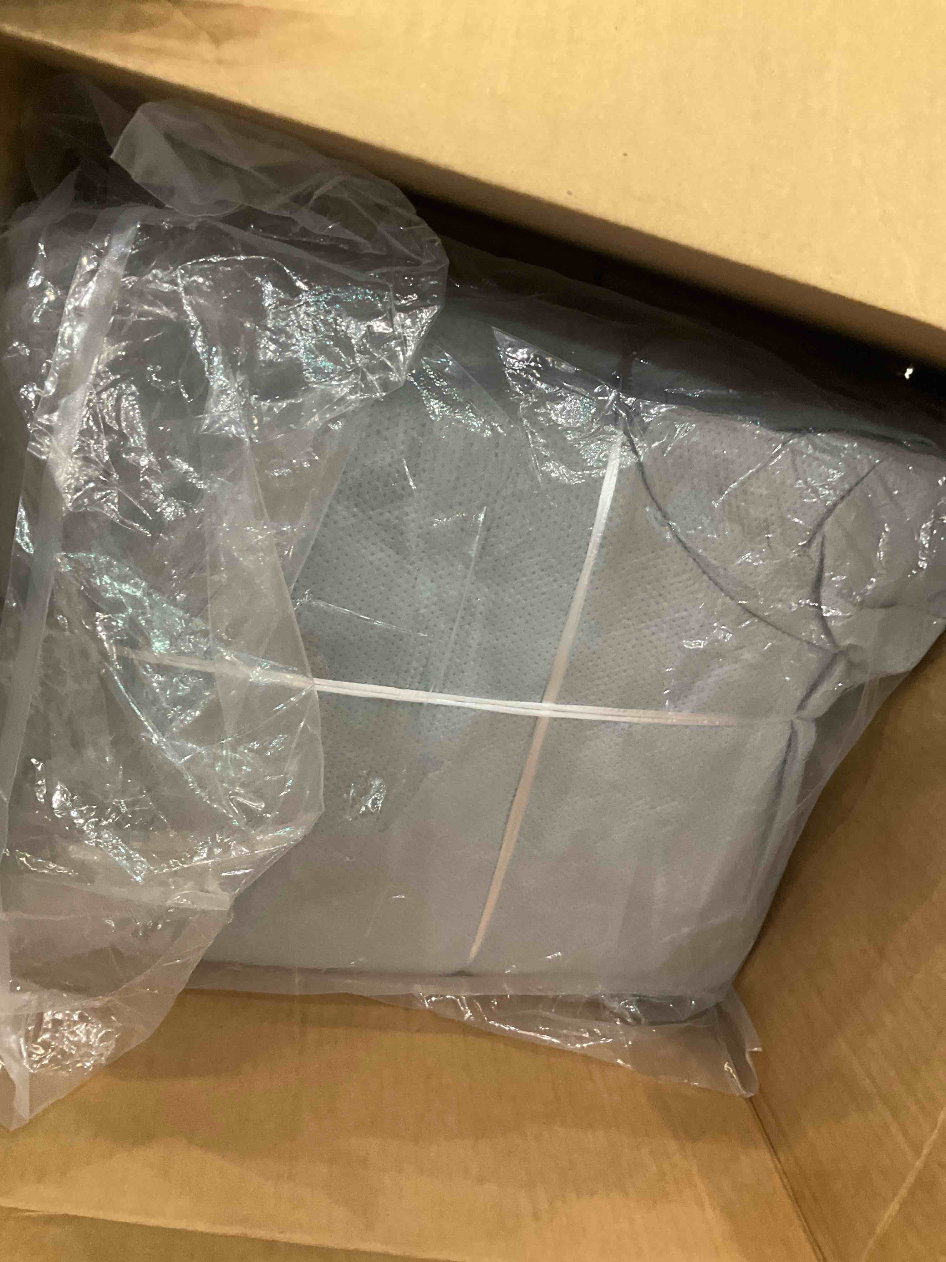 https://s3.amazonaws.com/lotting-images-prod/BargainHunt/EXS01095113_1708538688201.jpeg
