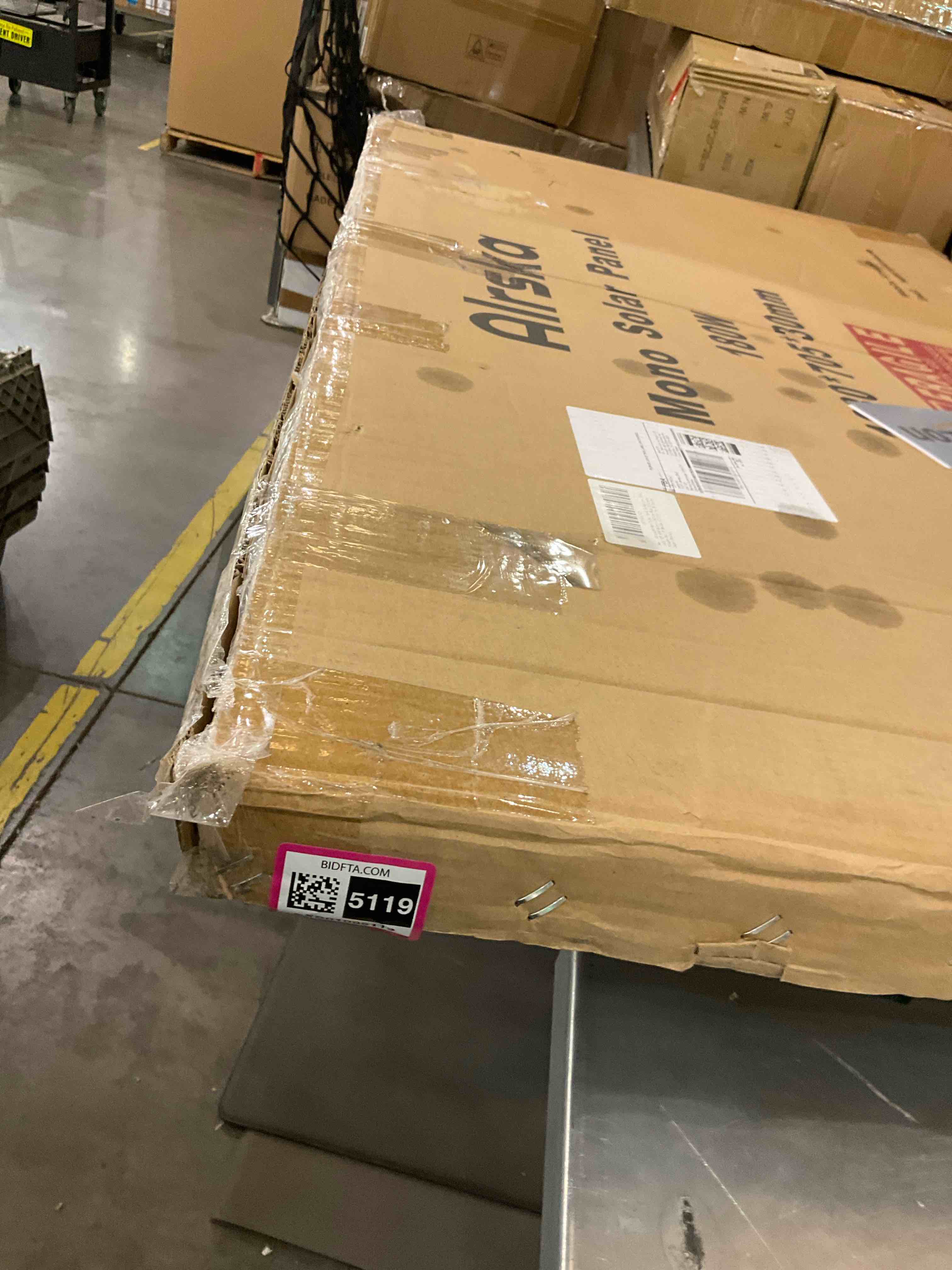 https://s3.amazonaws.com/lotting-images-prod/BargainHunt/EXS01095119_1708539281612.jpeg