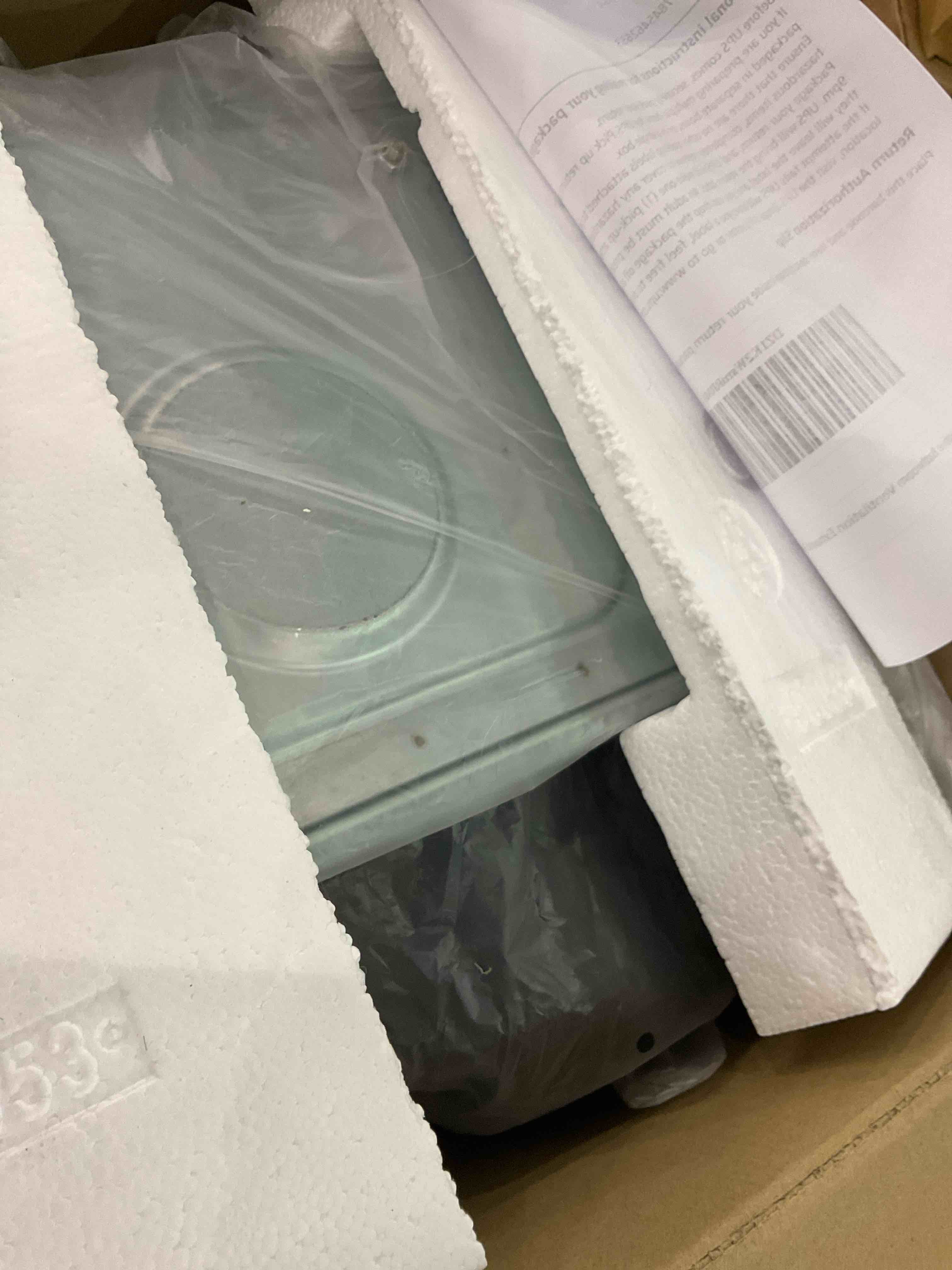https://s3.amazonaws.com/lotting-images-prod/BargainHunt/EXS01095288_1708692032852.jpeg