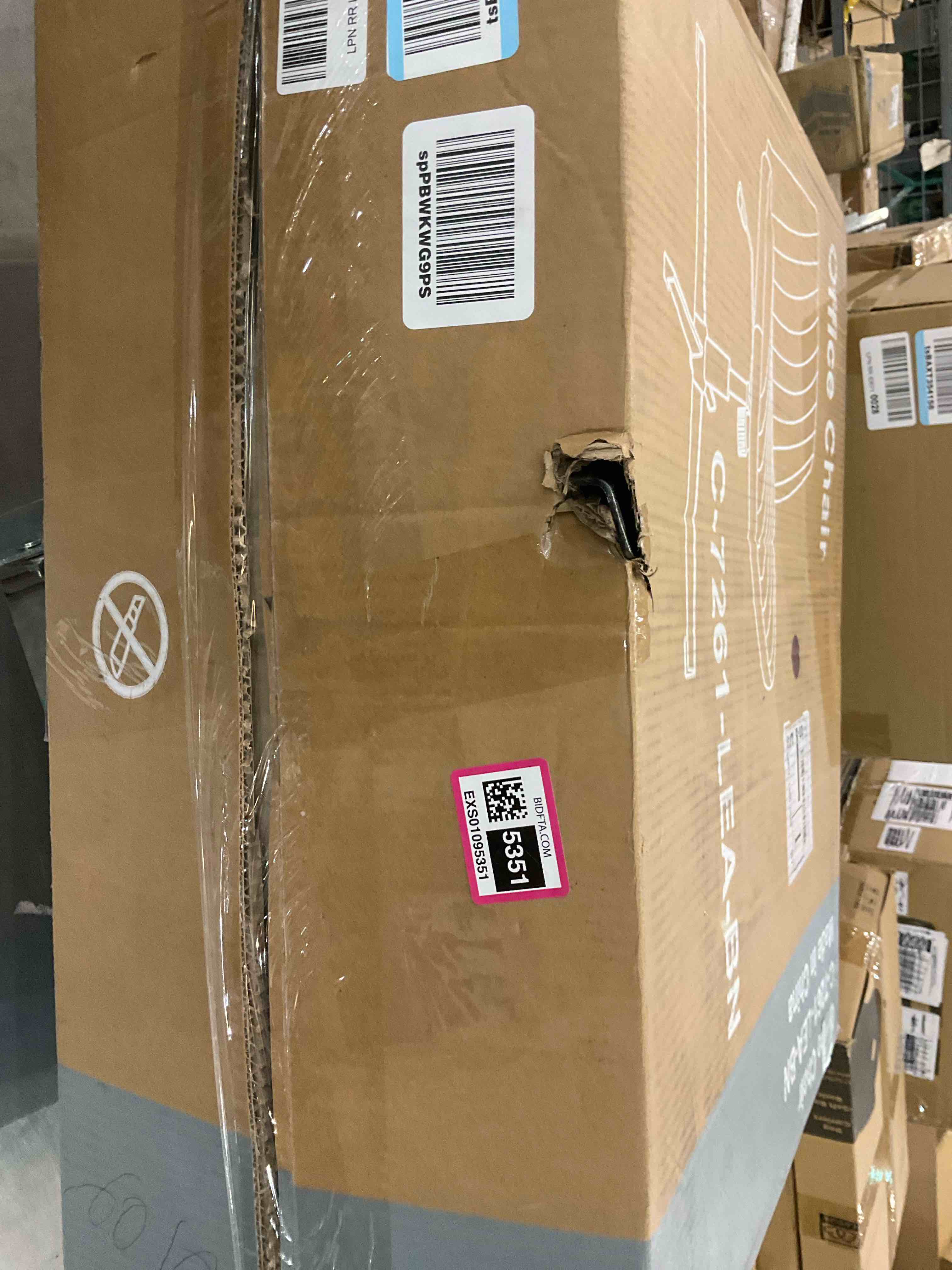 https://s3.amazonaws.com/lotting-images-prod/BargainHunt/EXS01095351_1708704086983.jpeg