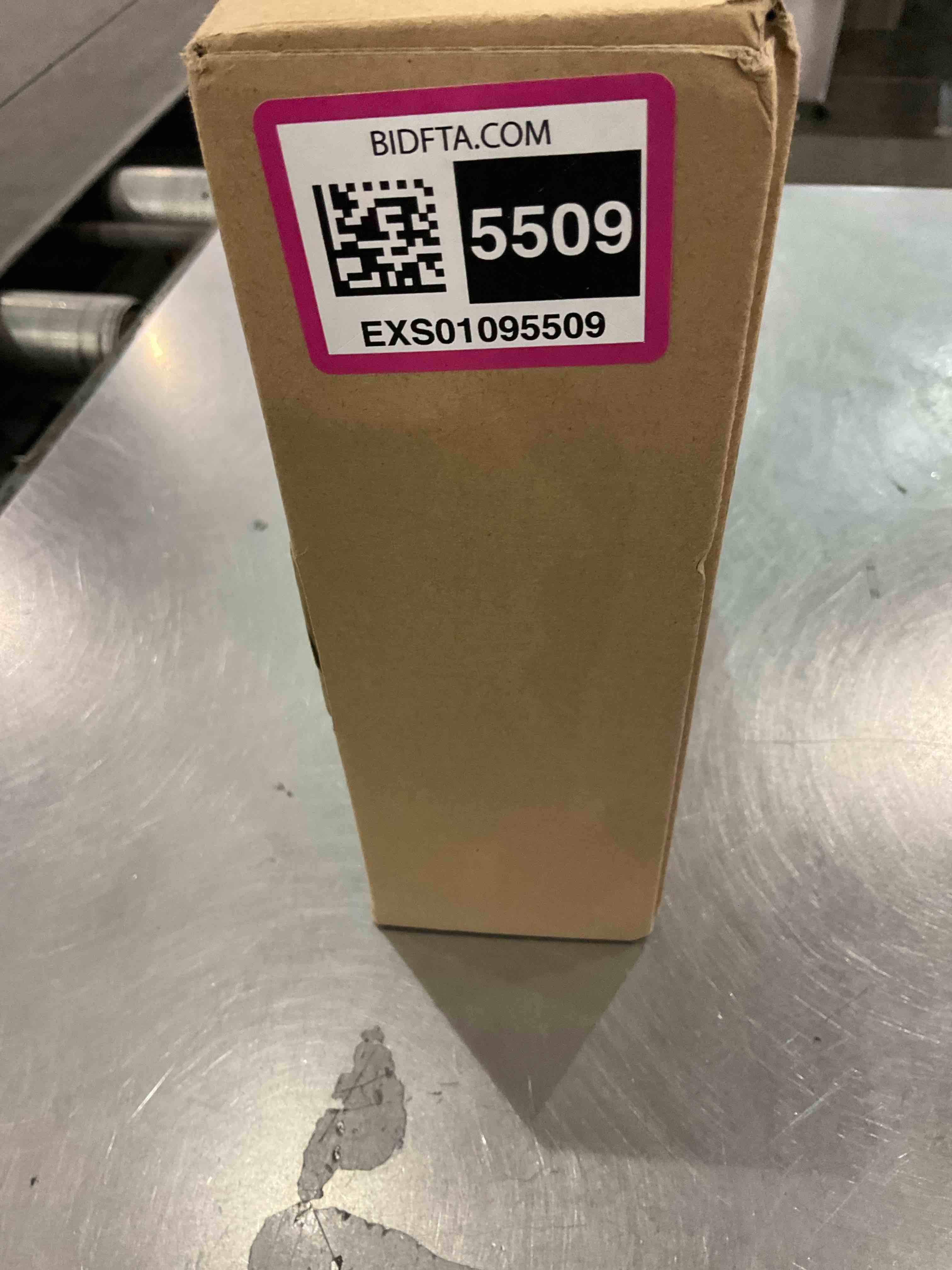 https://s3.amazonaws.com/lotting-images-prod/BargainHunt/EXS01095509_1708435416493.jpeg