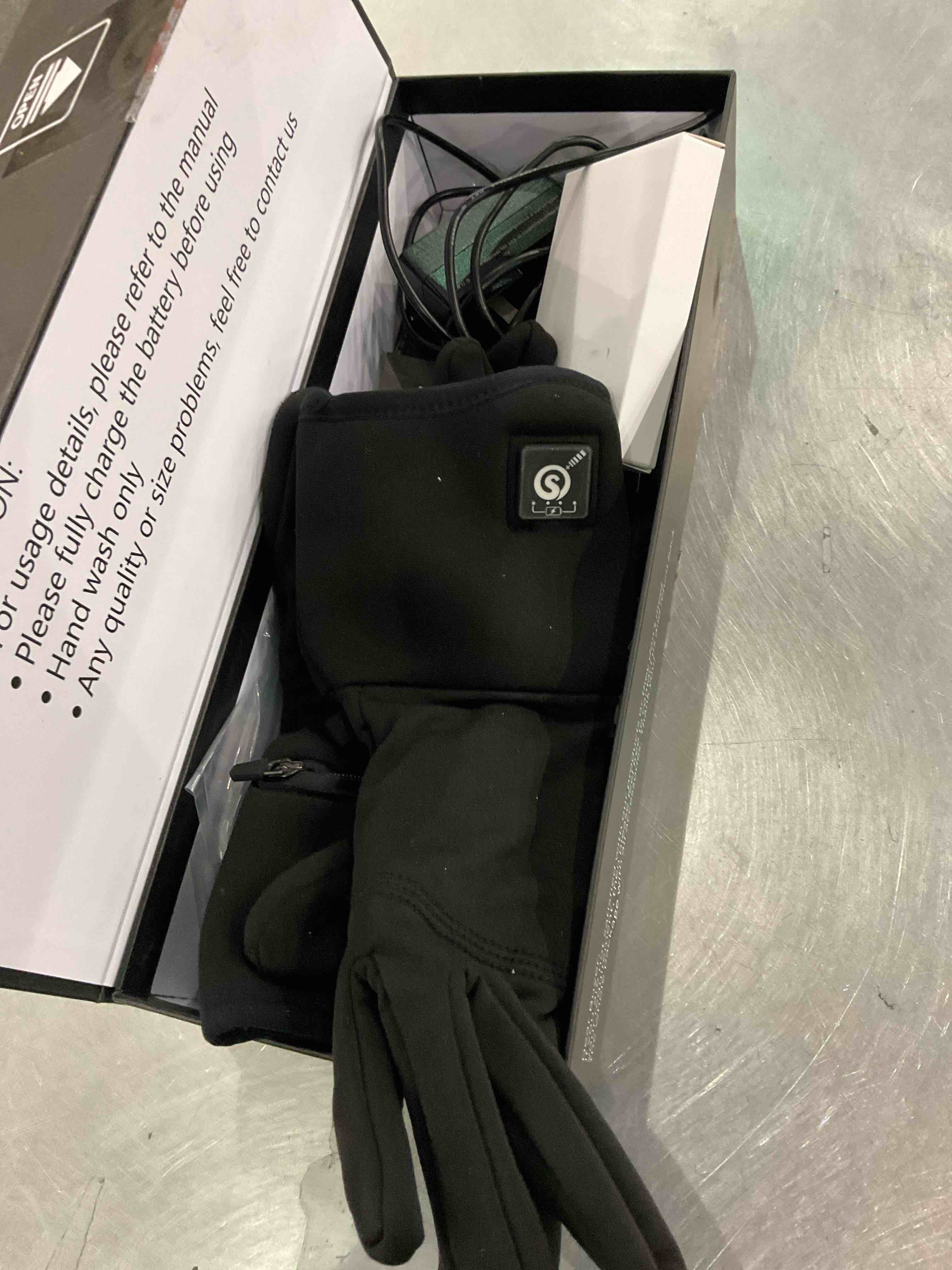 https://s3.amazonaws.com/lotting-images-prod/BargainHunt/EXS01095514_1708434709508.jpeg