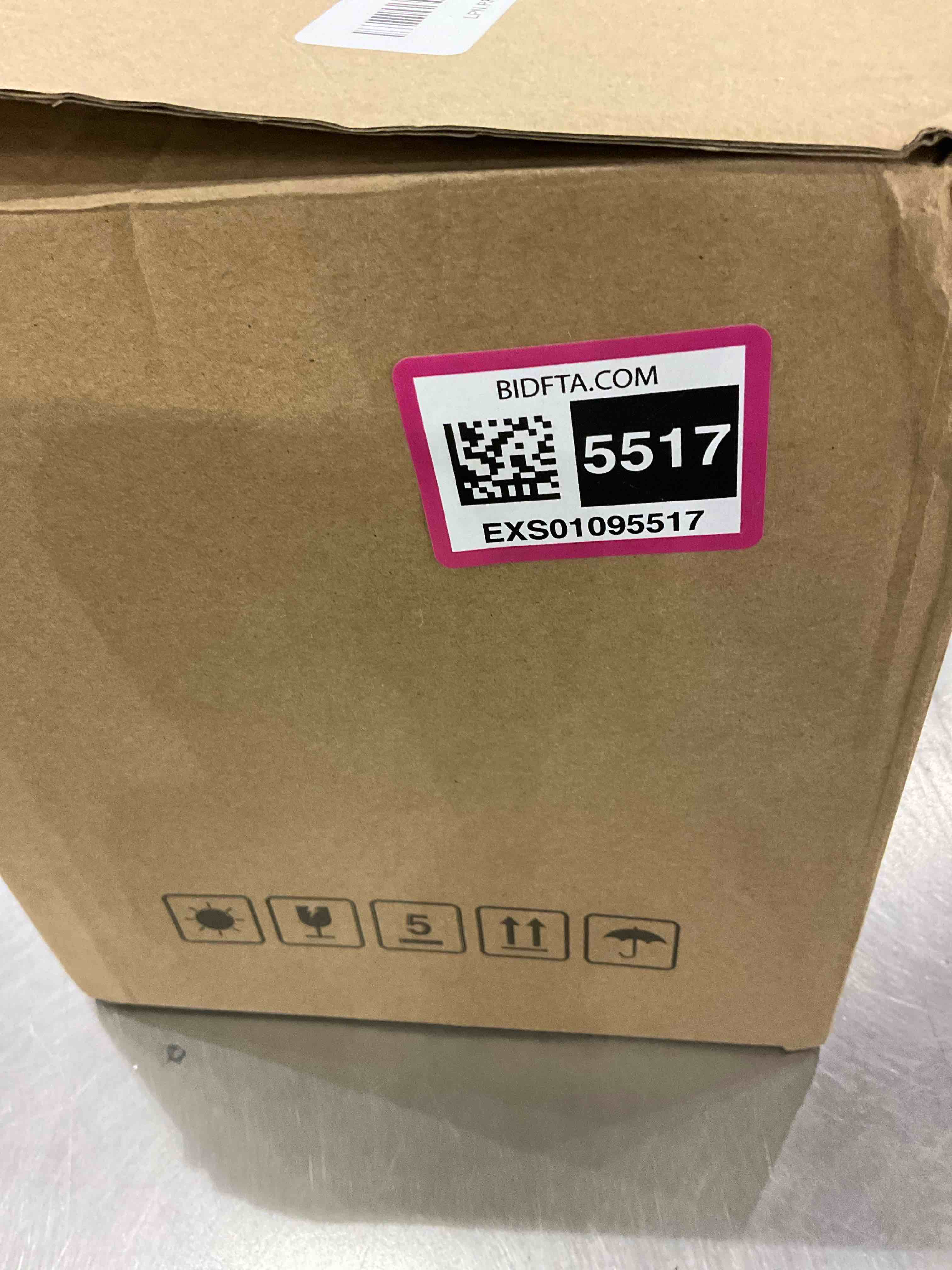https://s3.amazonaws.com/lotting-images-prod/BargainHunt/EXS01095517_1708436067007.jpeg