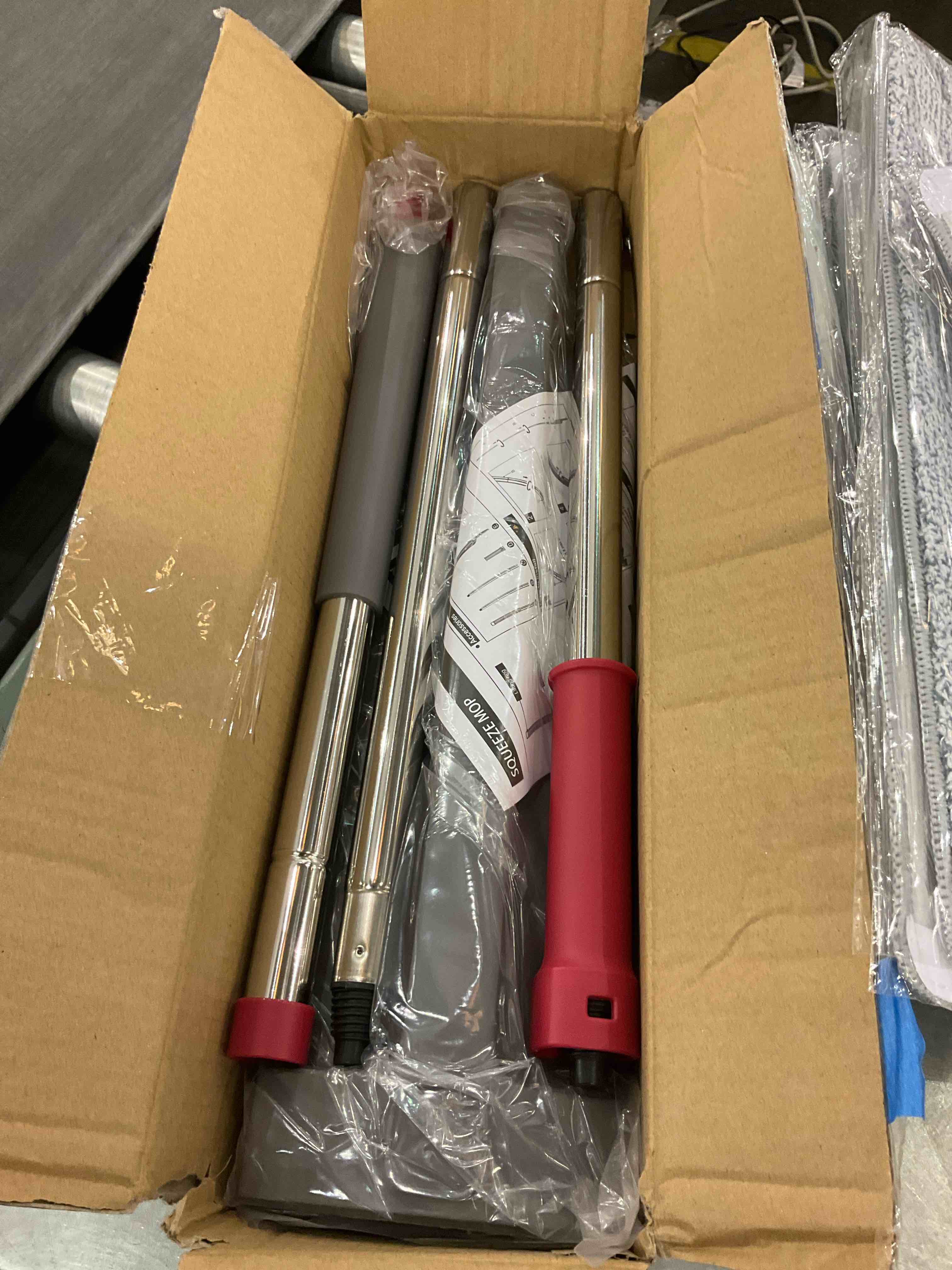 https://s3.amazonaws.com/lotting-images-prod/BargainHunt/EXS01095704_1708528986017.jpeg