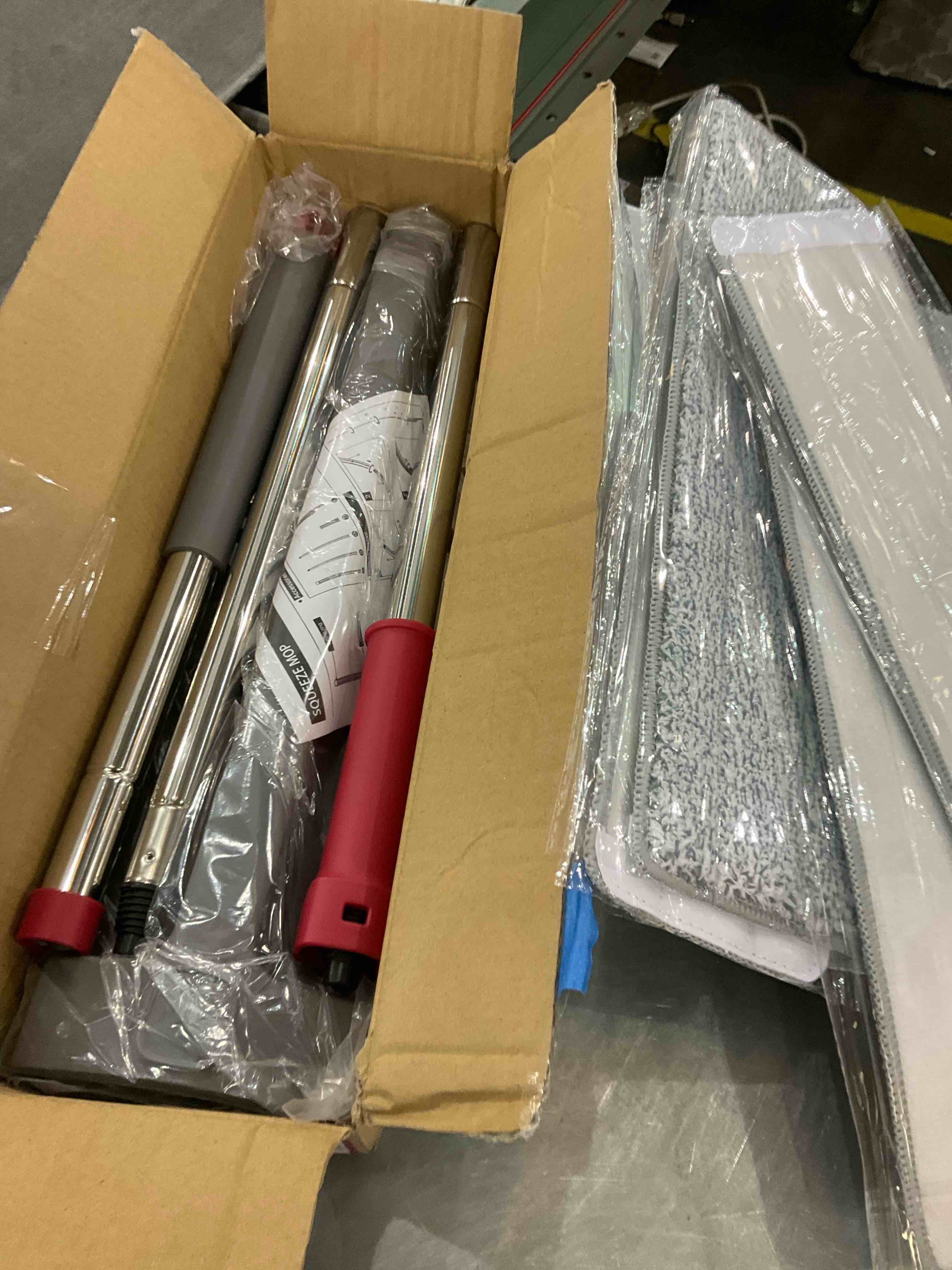 https://s3.amazonaws.com/lotting-images-prod/BargainHunt/EXS01095704_1708528992781.jpeg