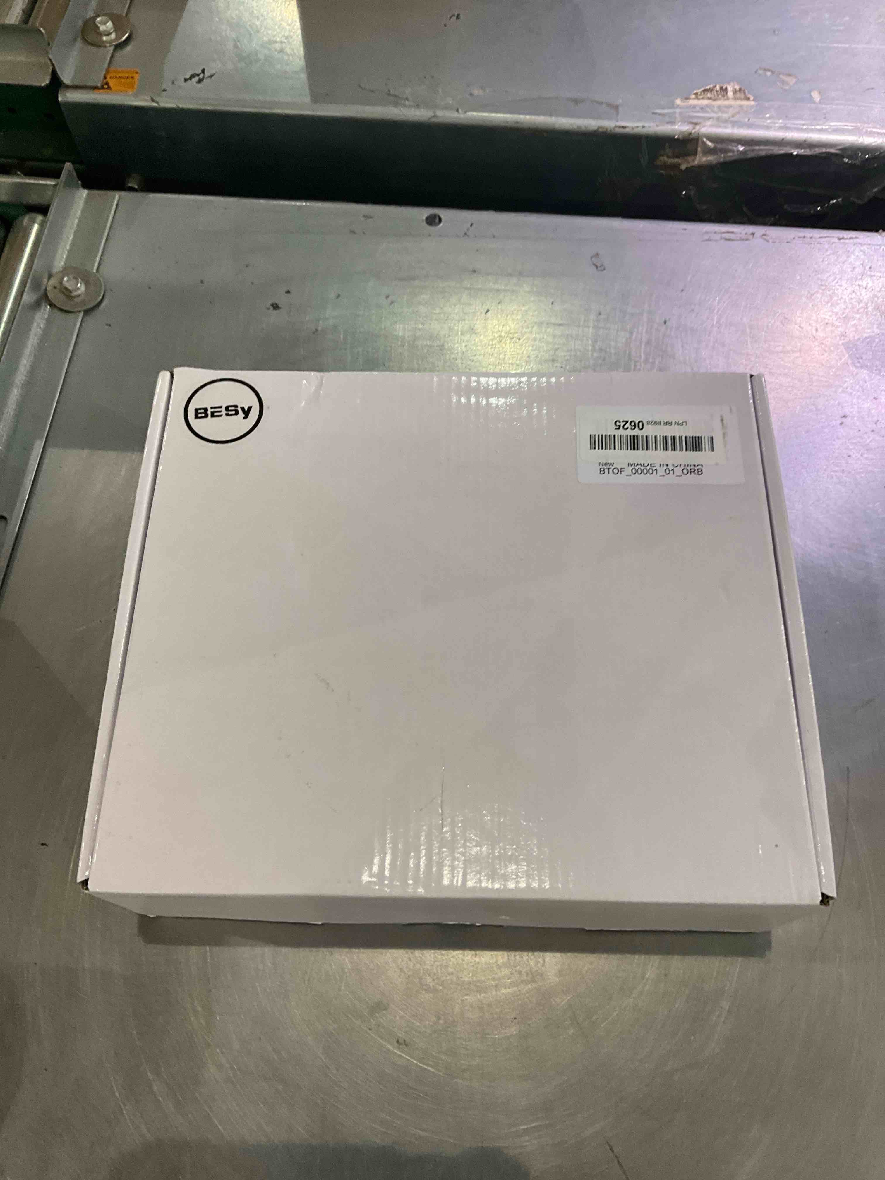 https://s3.amazonaws.com/lotting-images-prod/BargainHunt/EXS01096039_1708000327850.jpeg