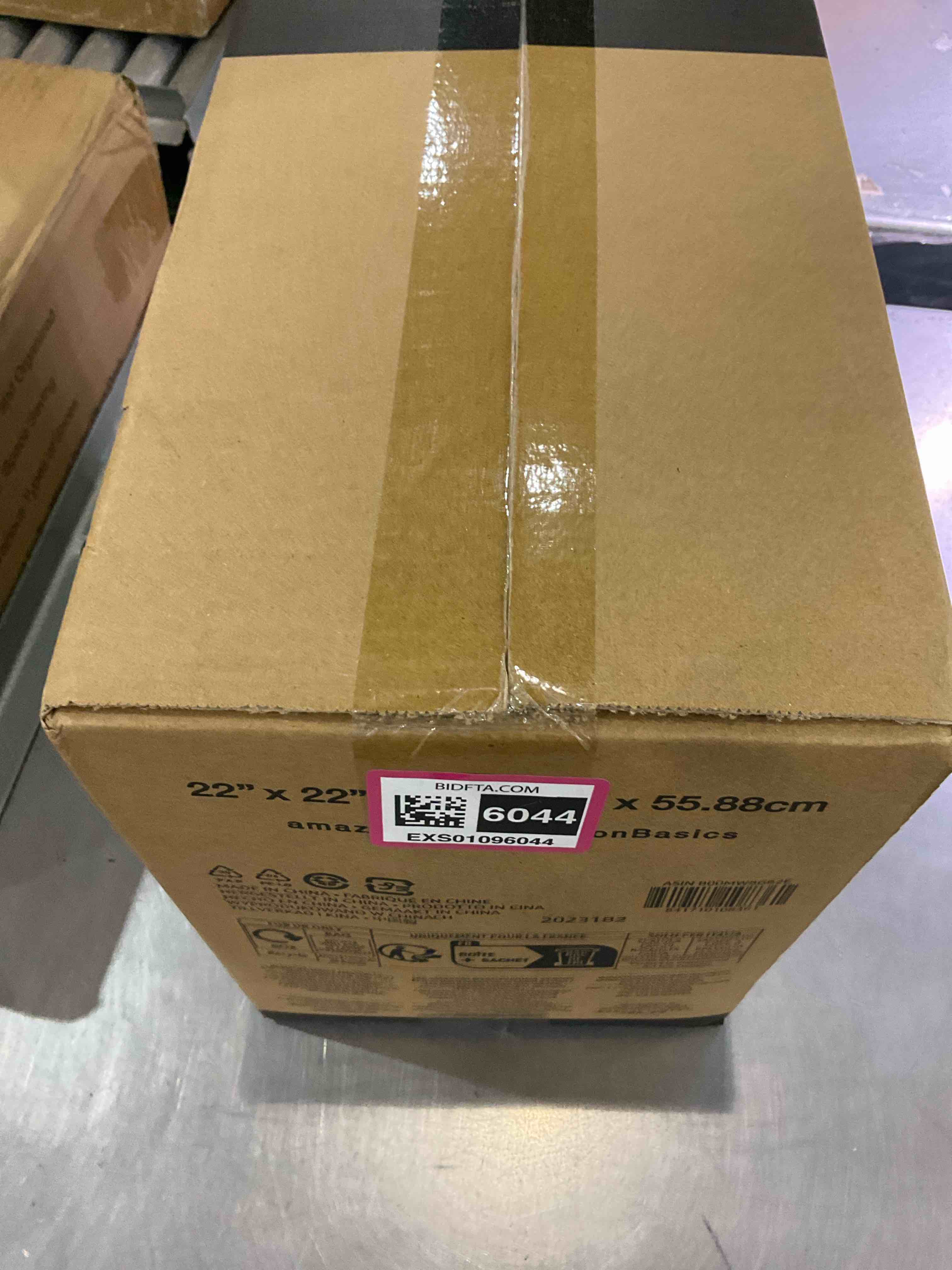 https://s3.amazonaws.com/lotting-images-prod/BargainHunt/EXS01096044_1708000857495.jpeg