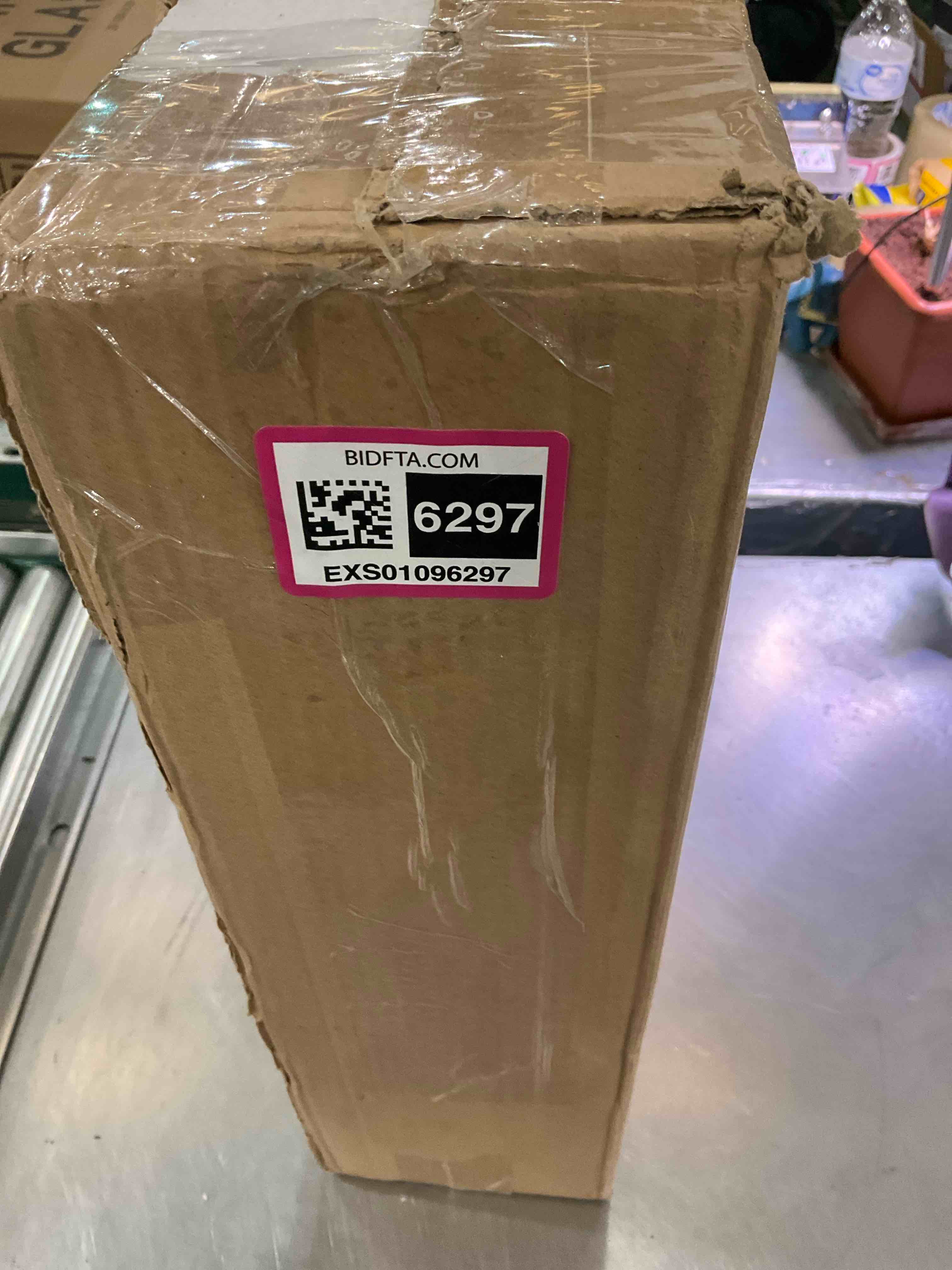 https://s3.amazonaws.com/lotting-images-prod/BargainHunt/EXS01096297_1708109990115.jpeg