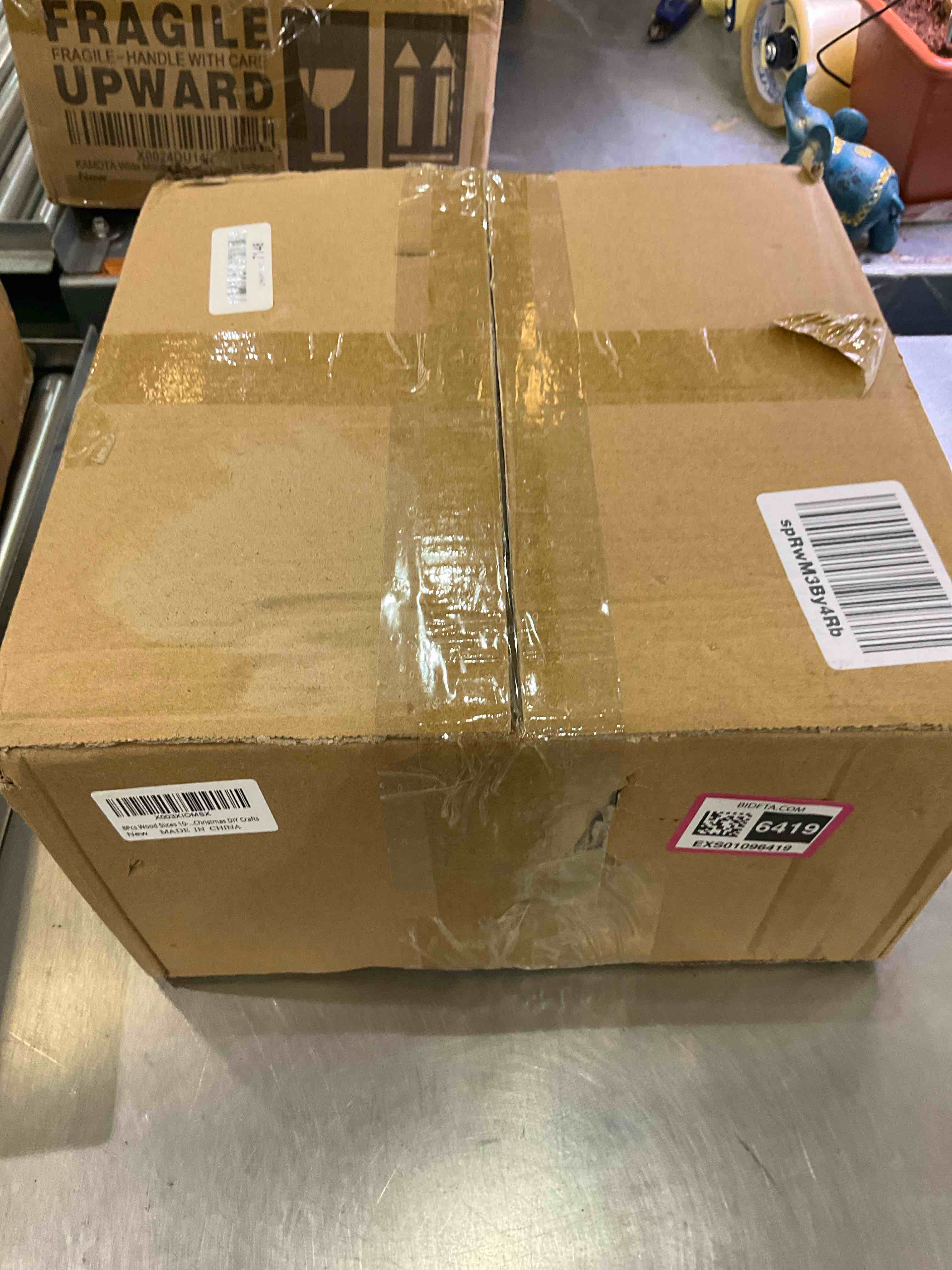 https://s3.amazonaws.com/lotting-images-prod/BargainHunt/EXS01096419_1708356469228.jpeg
