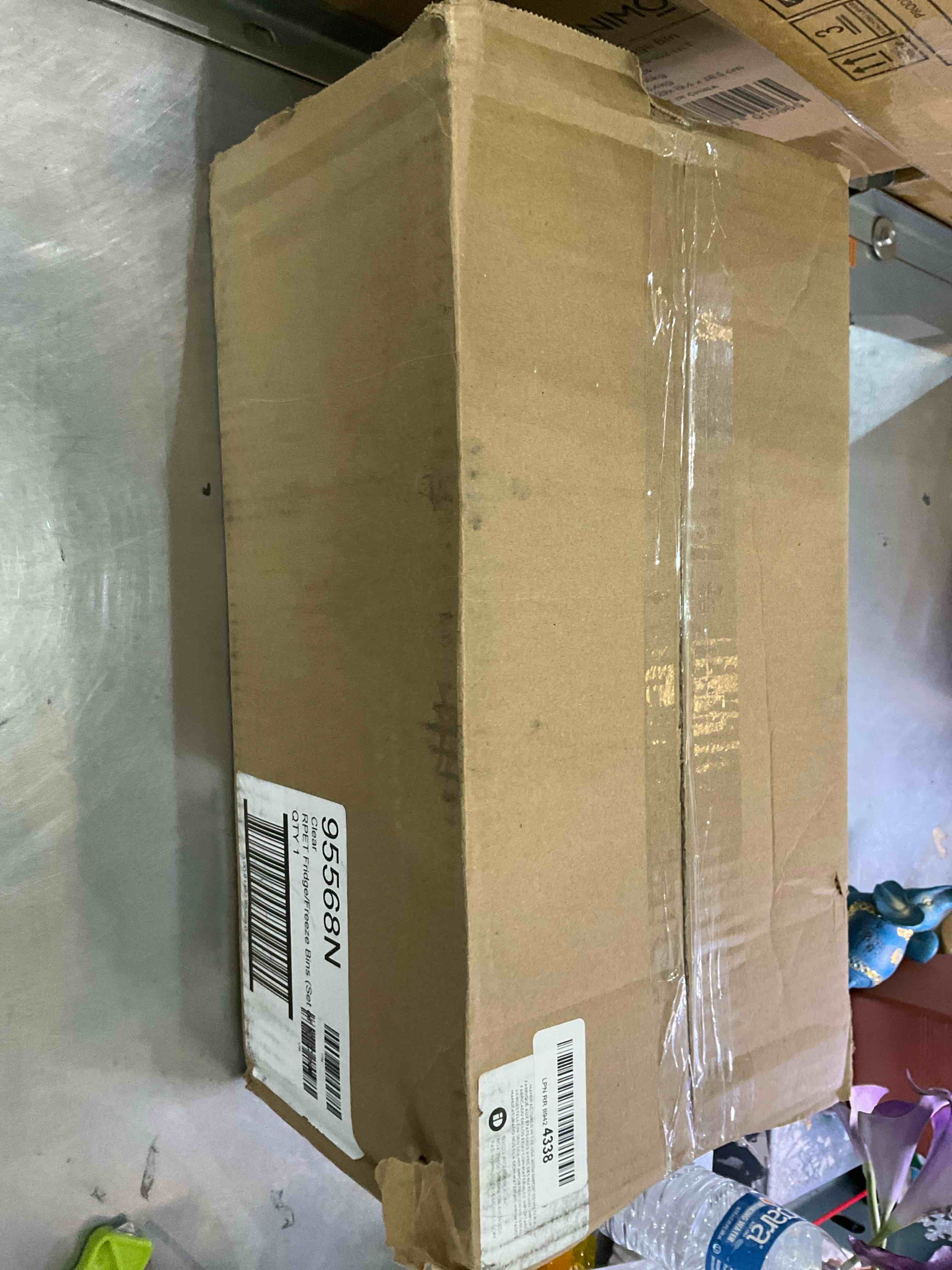 https://s3.amazonaws.com/lotting-images-prod/BargainHunt/EXS01096450_1708358813571.jpeg