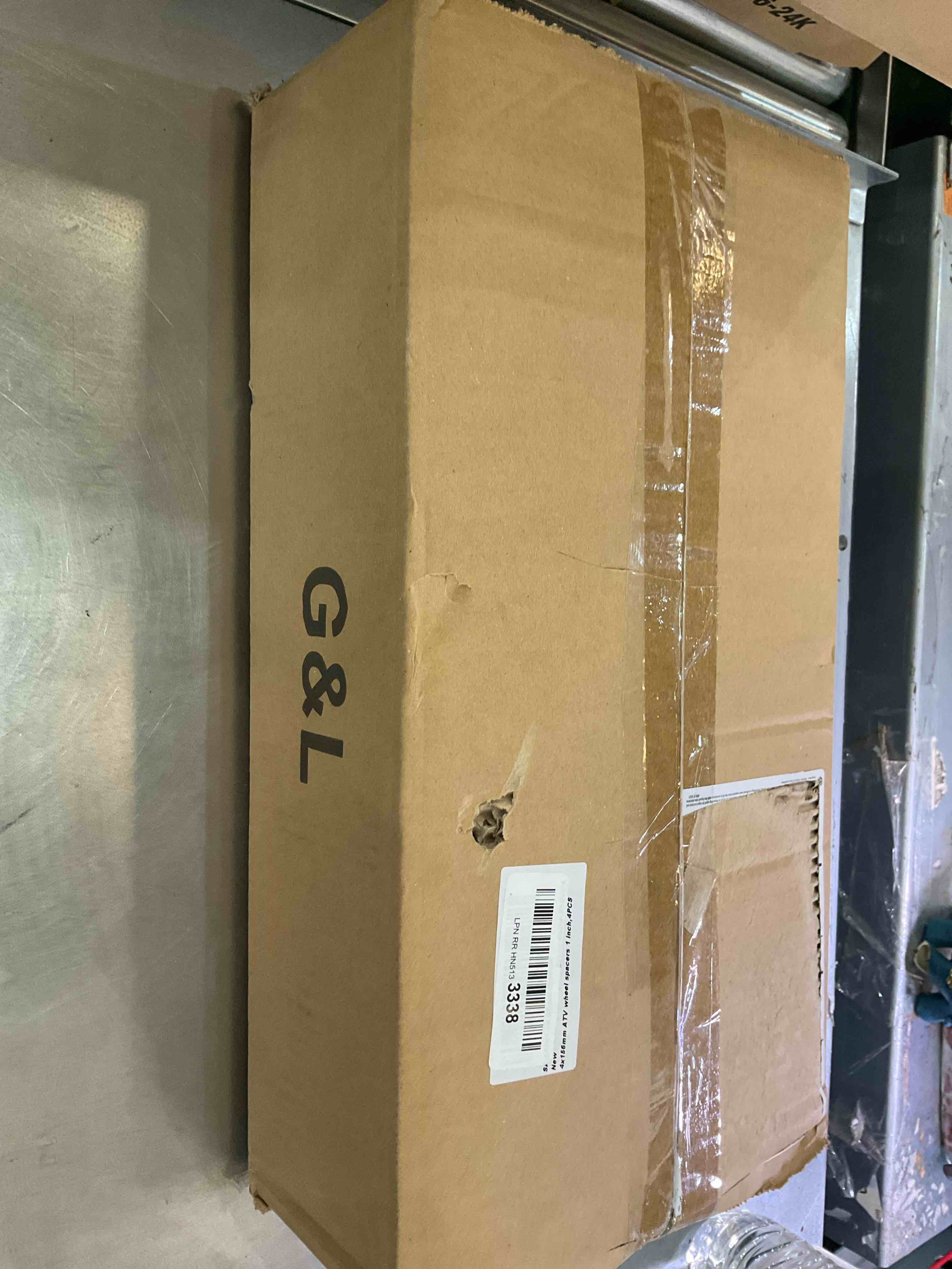 https://s3.amazonaws.com/lotting-images-prod/BargainHunt/EXS01096471_1708360749872.jpeg