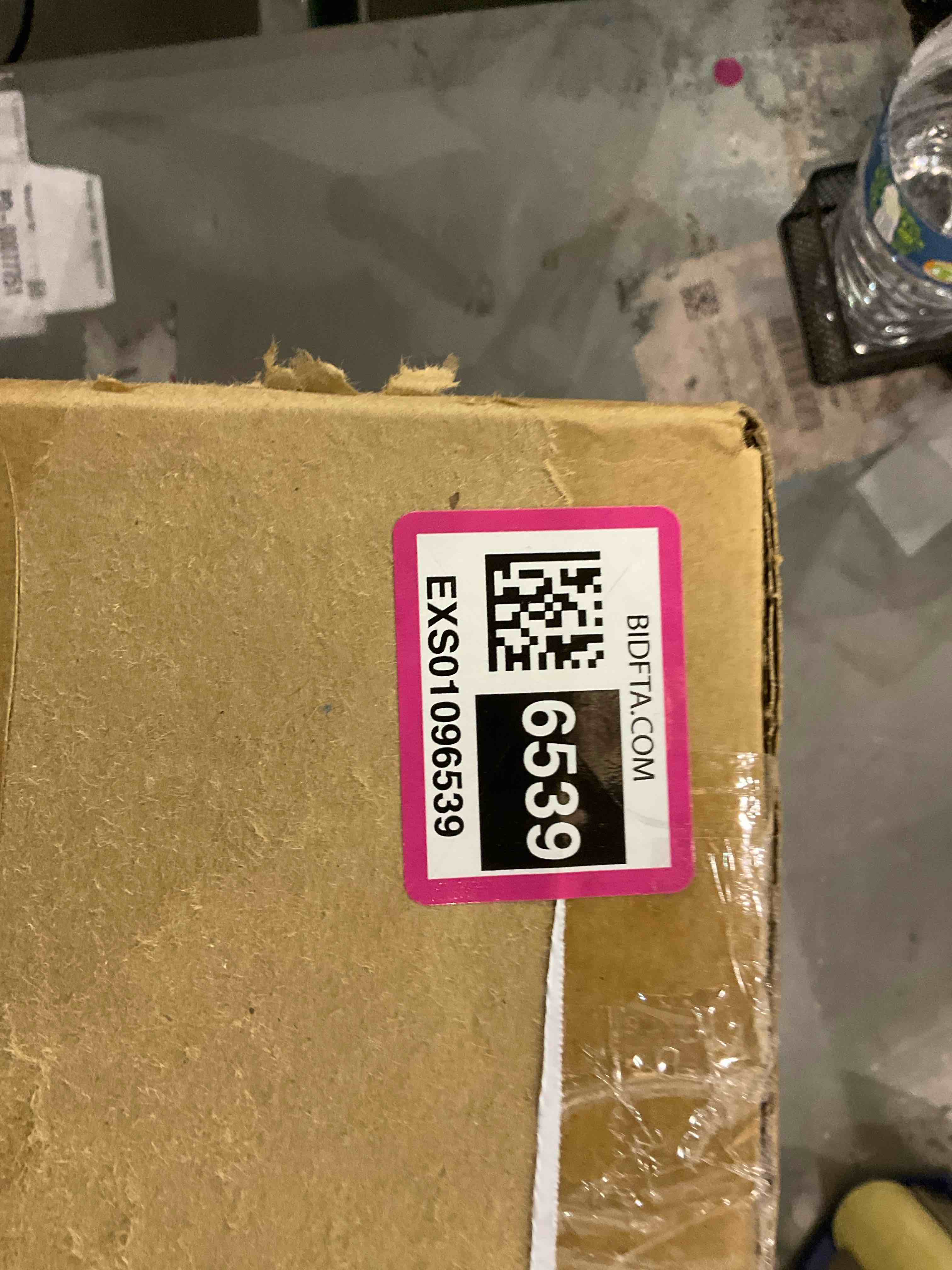 https://s3.amazonaws.com/lotting-images-prod/BargainHunt/EXS01096539_1708631000686.jpeg