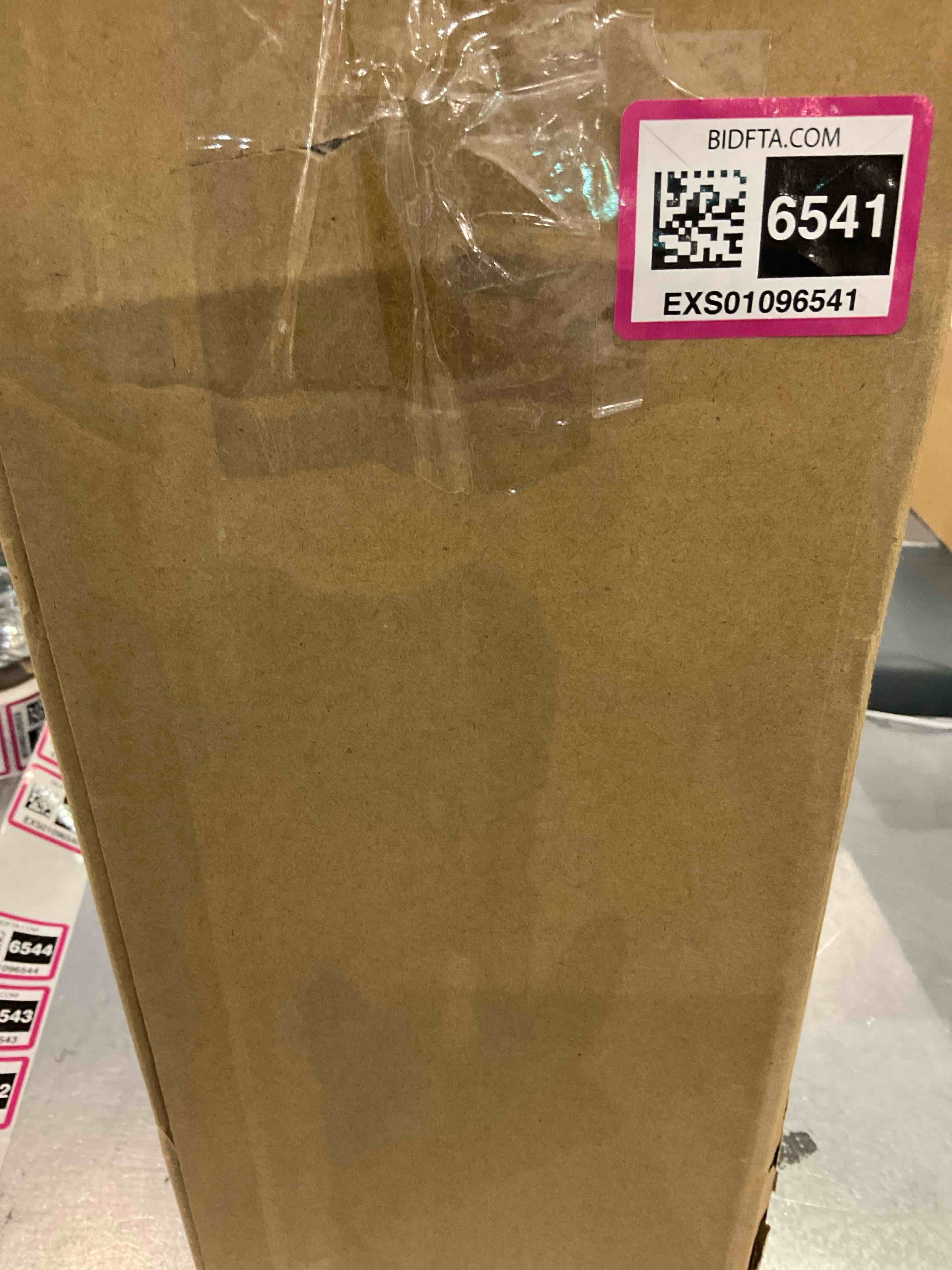 https://s3.amazonaws.com/lotting-images-prod/BargainHunt/EXS01096541_1708620096274.jpeg