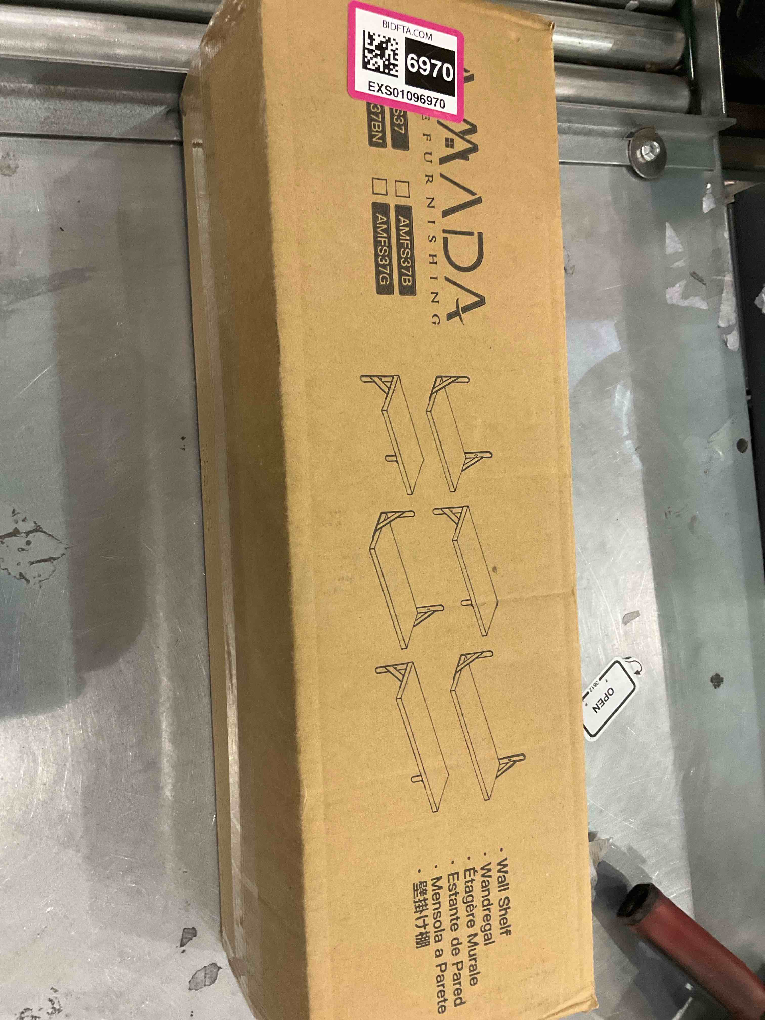 https://s3.amazonaws.com/lotting-images-prod/BargainHunt/EXS01096970_1709046569475.jpeg