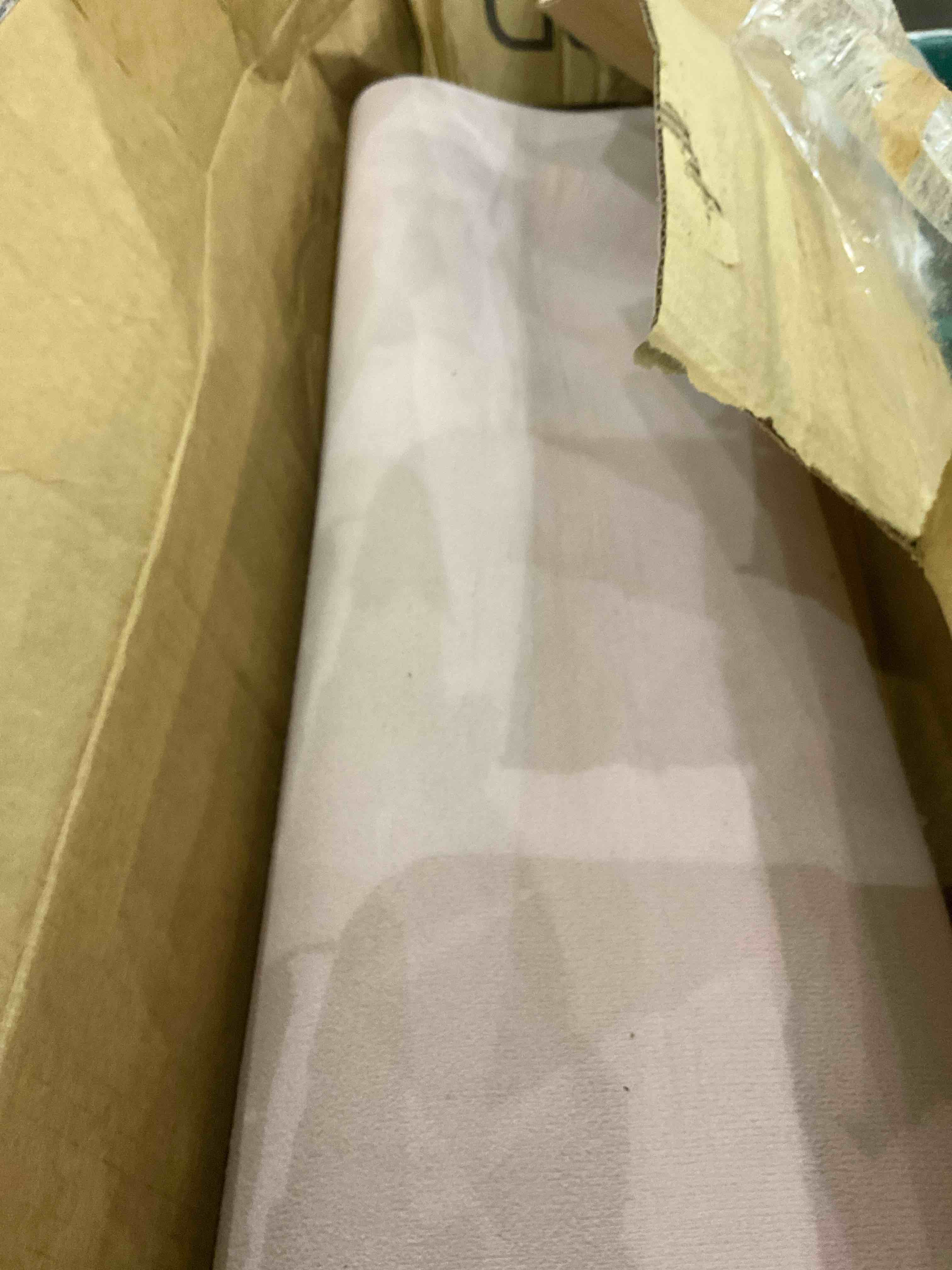 https://s3.amazonaws.com/lotting-images-prod/BargainHunt/EXS01097057_1715083184802.jpeg