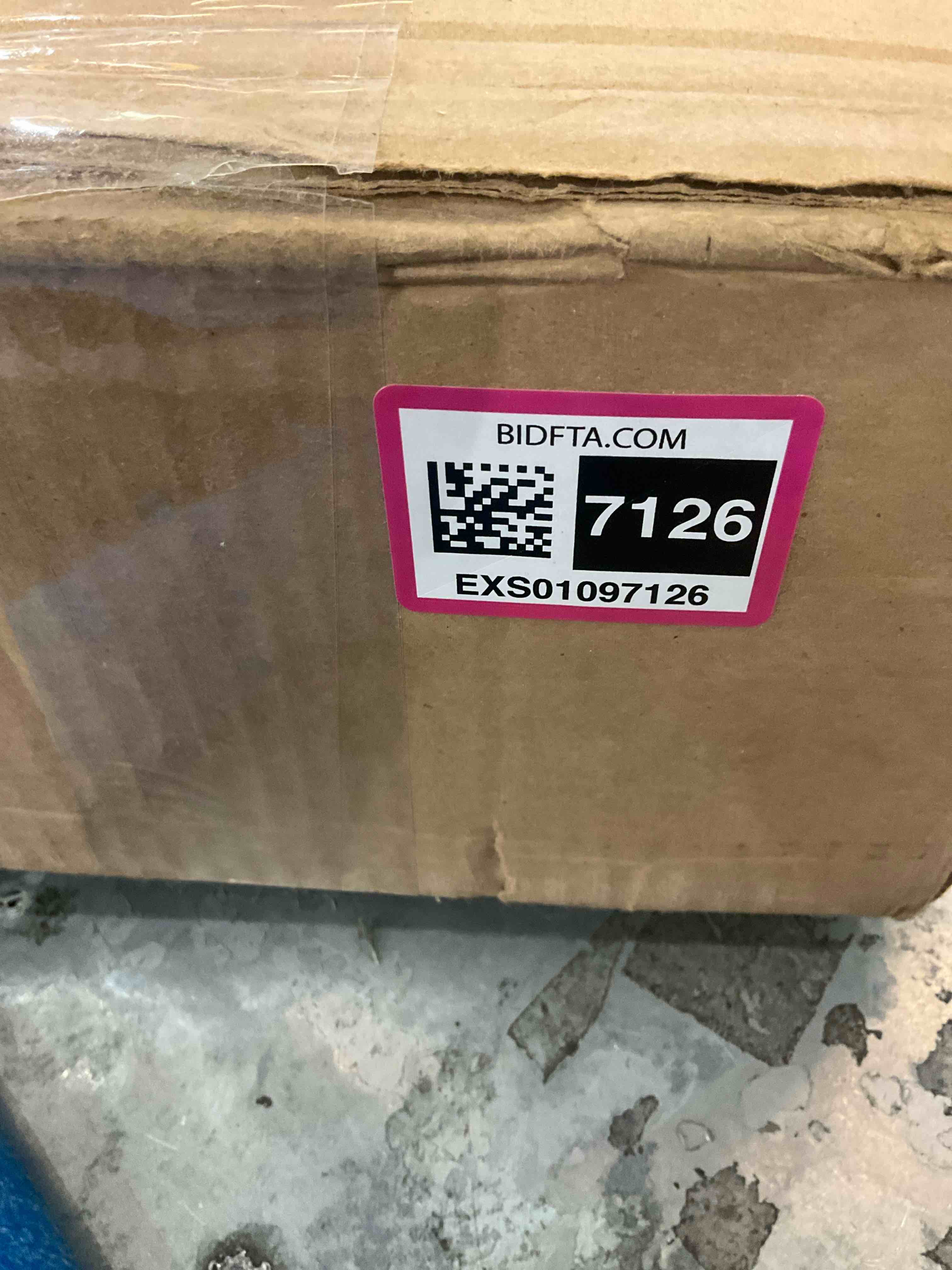 https://s3.amazonaws.com/lotting-images-prod/BargainHunt/EXS01097126_1715100536980.jpeg