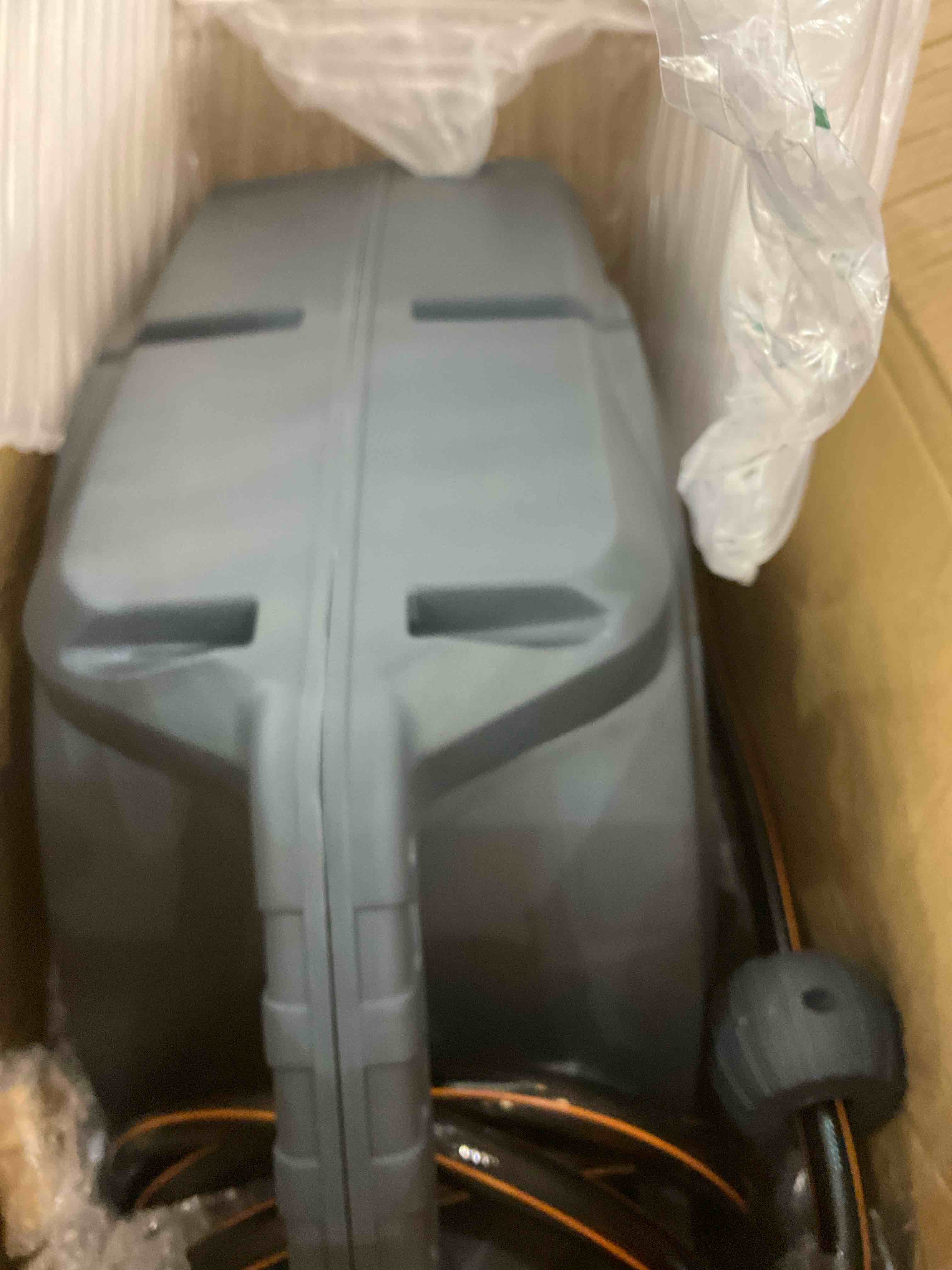 https://s3.amazonaws.com/lotting-images-prod/BargainHunt/EXS01097156_1715106967351.jpeg
