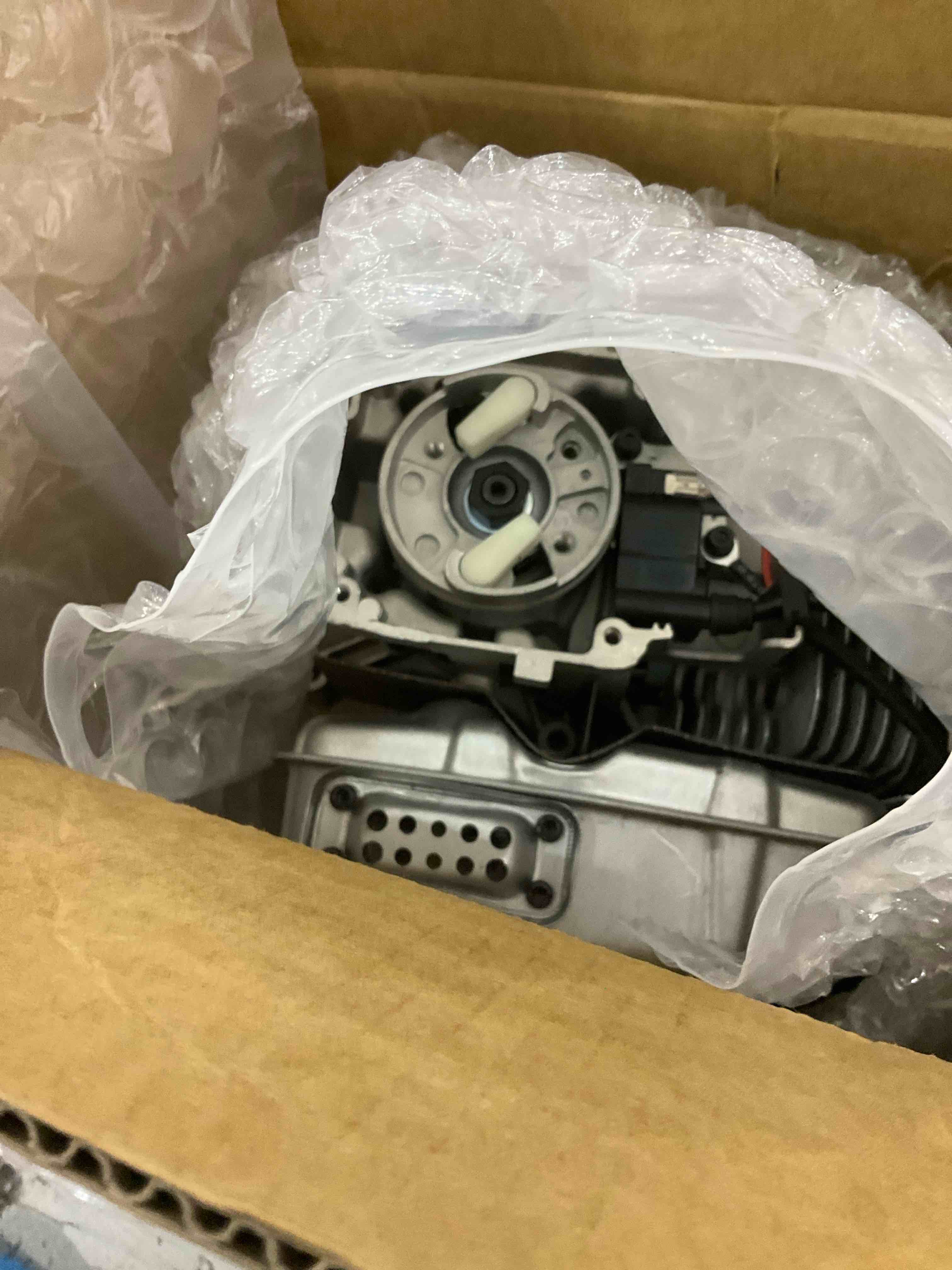 https://s3.amazonaws.com/lotting-images-prod/BargainHunt/EXS01097255_1715182041137.jpeg