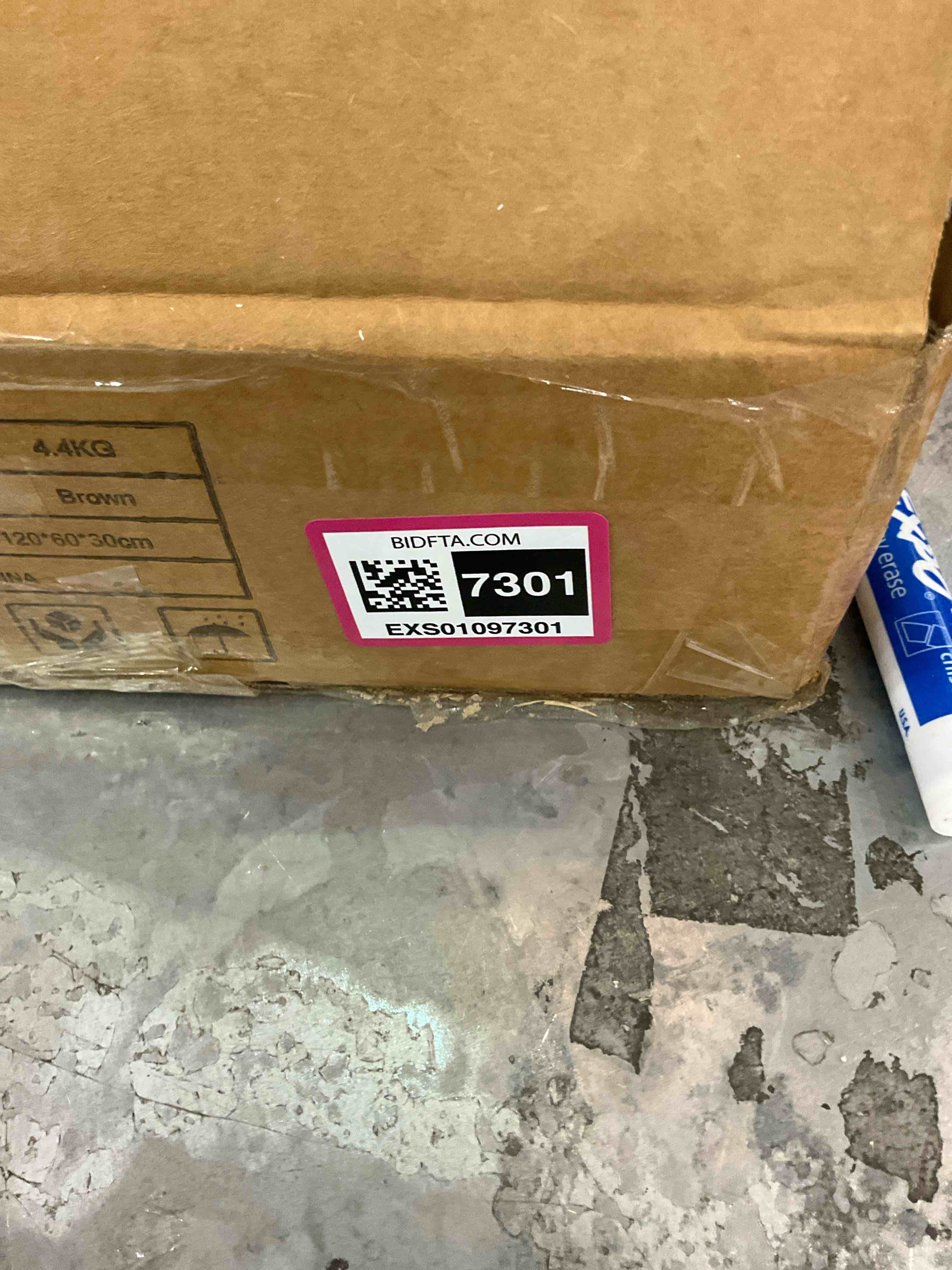 https://s3.amazonaws.com/lotting-images-prod/BargainHunt/EXS01097301_1715193298655.jpeg
