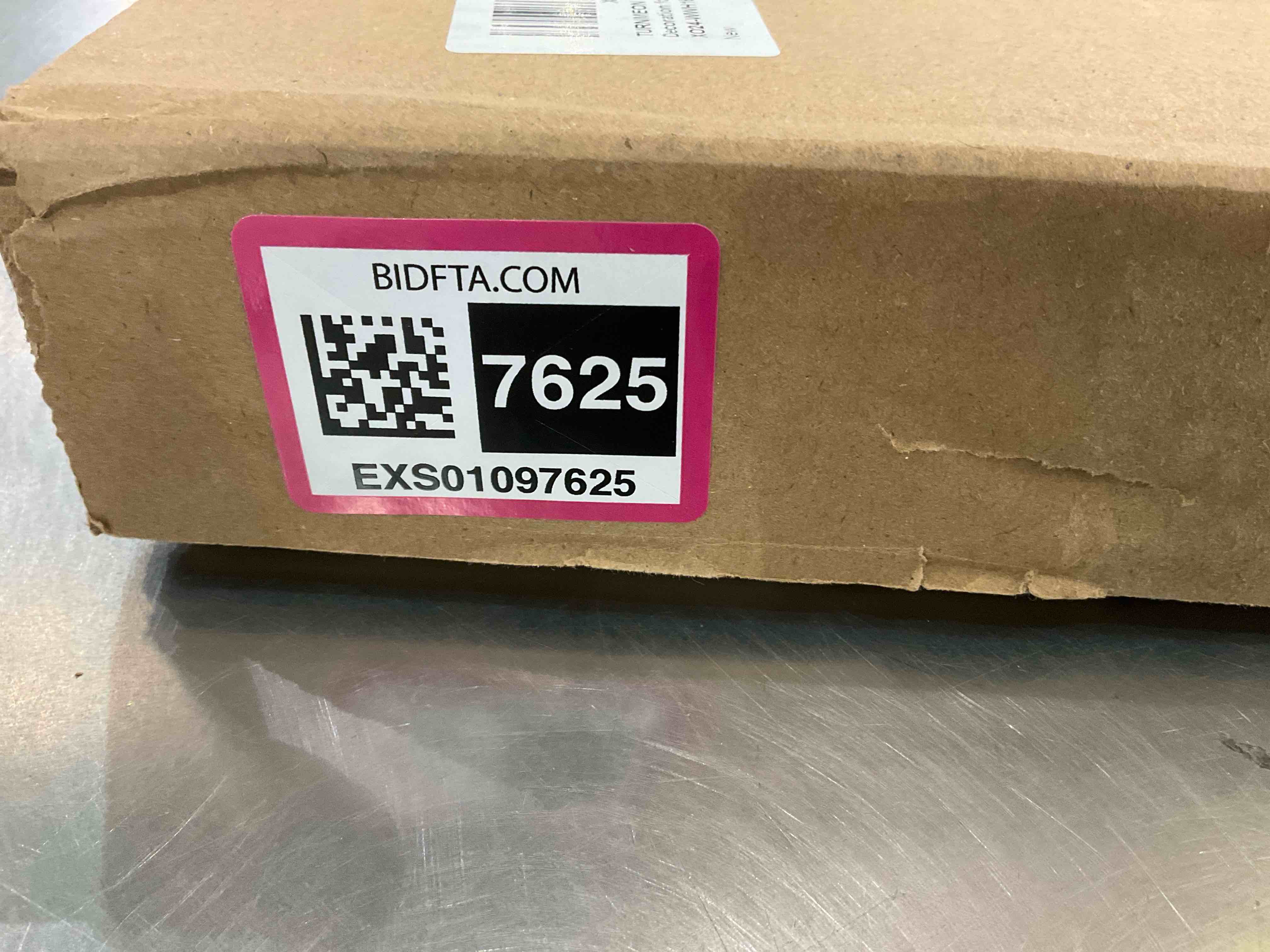 https://s3.amazonaws.com/lotting-images-prod/BargainHunt/EXS01097625_1708544207225.jpeg
