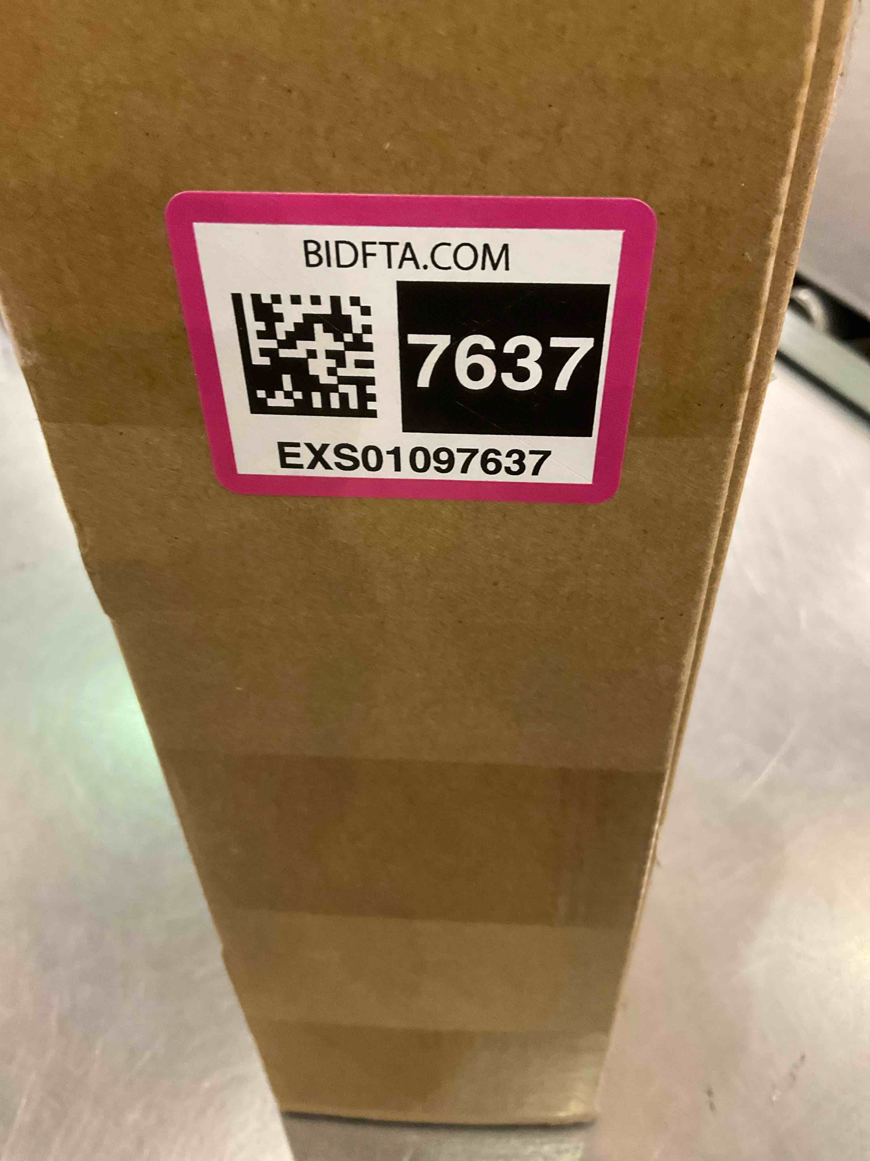 https://s3.amazonaws.com/lotting-images-prod/BargainHunt/EXS01097637_1708546309117.jpeg