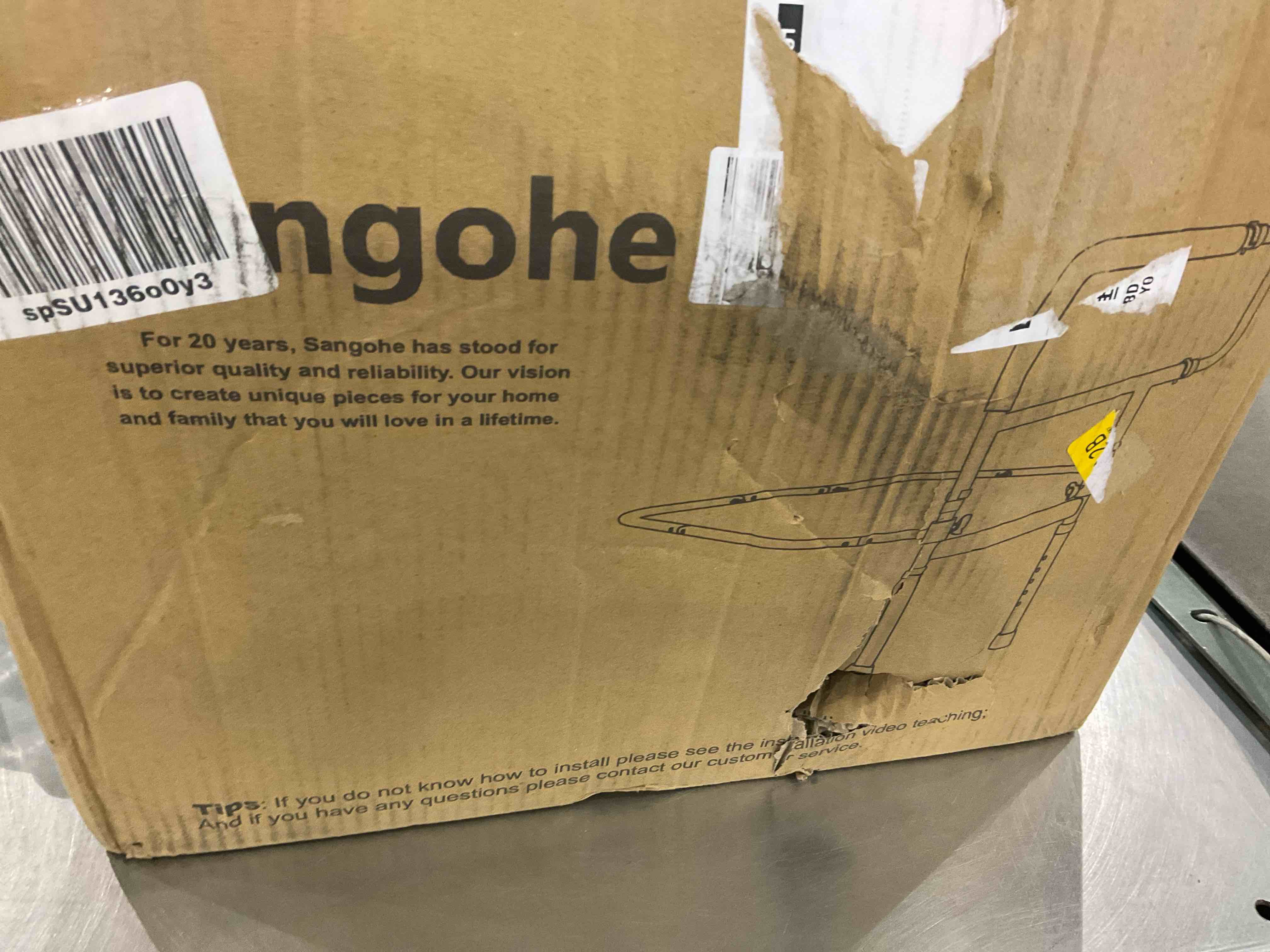 https://s3.amazonaws.com/lotting-images-prod/BargainHunt/EXS01097657_1708605876494.jpeg