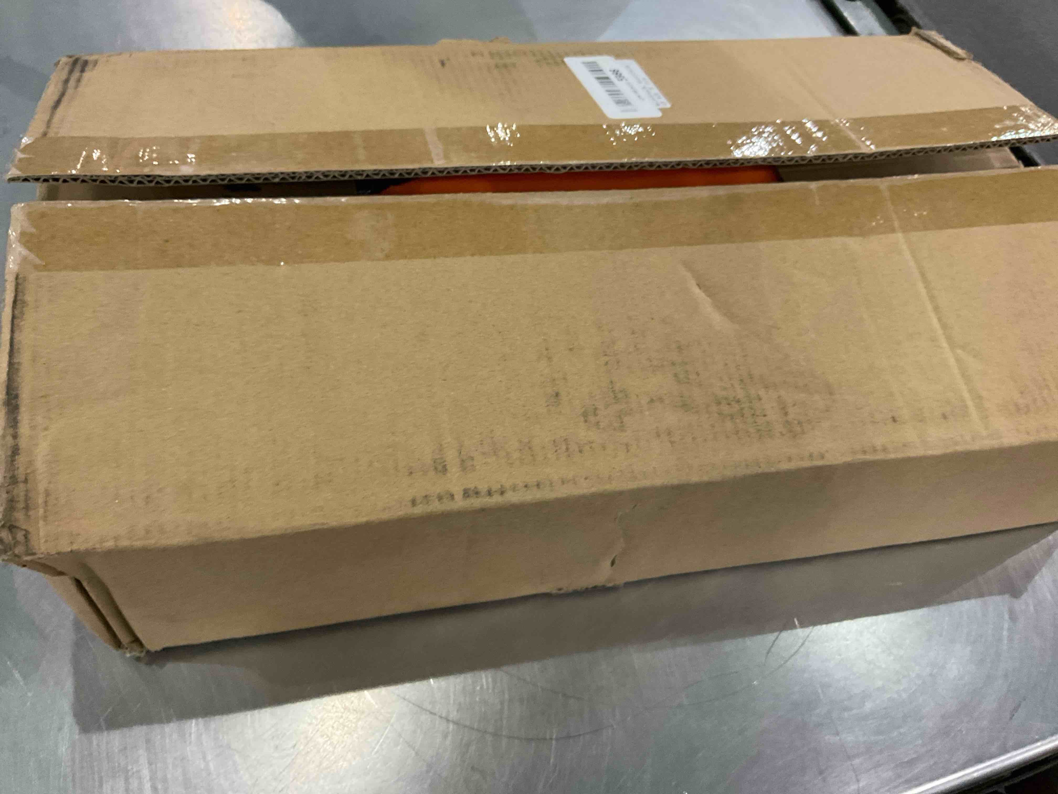 https://s3.amazonaws.com/lotting-images-prod/BargainHunt/EXS01097673_1708607976022.jpeg