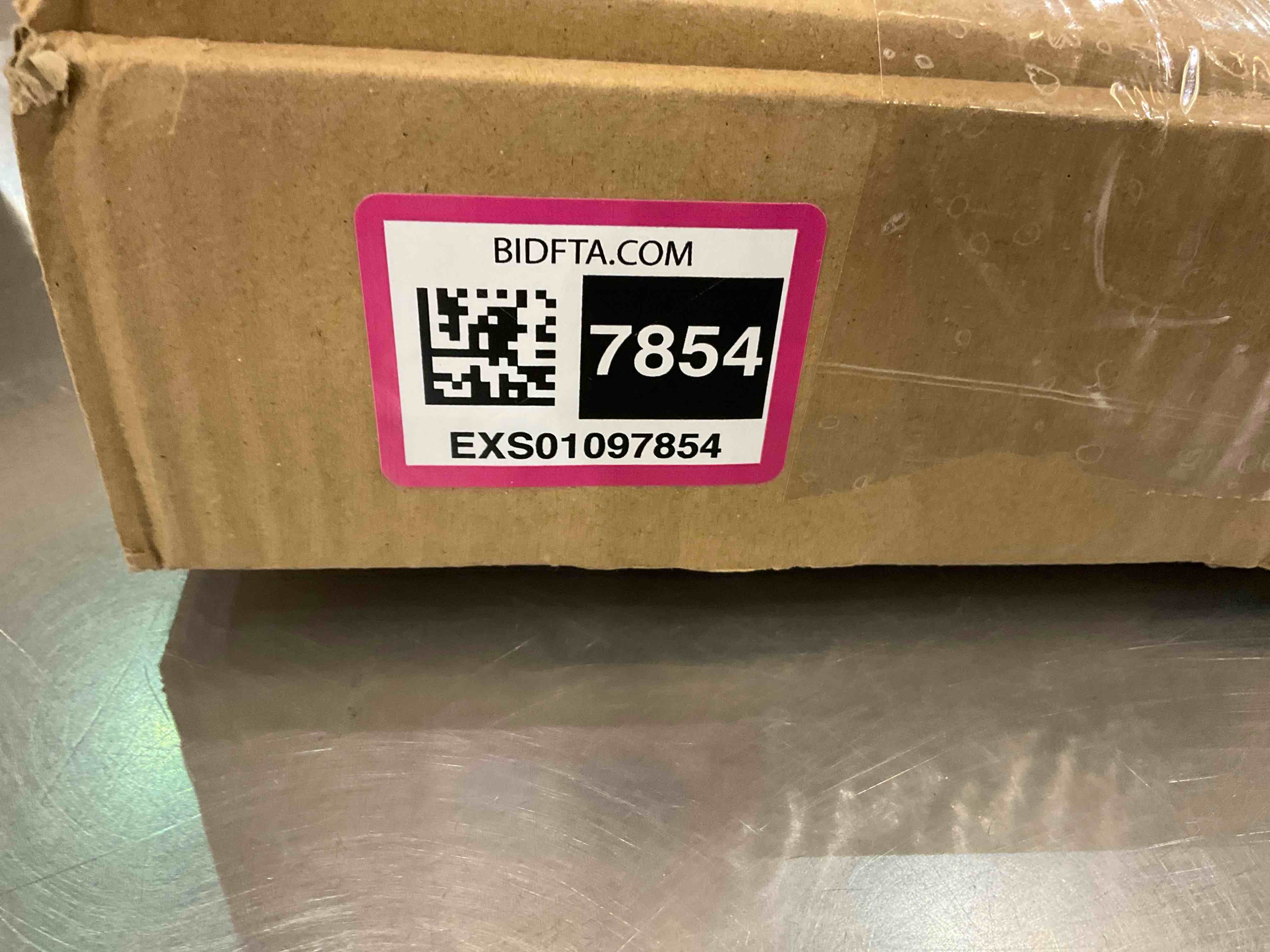 https://s3.amazonaws.com/lotting-images-prod/BargainHunt/EXS01097854_1708699668927.jpeg