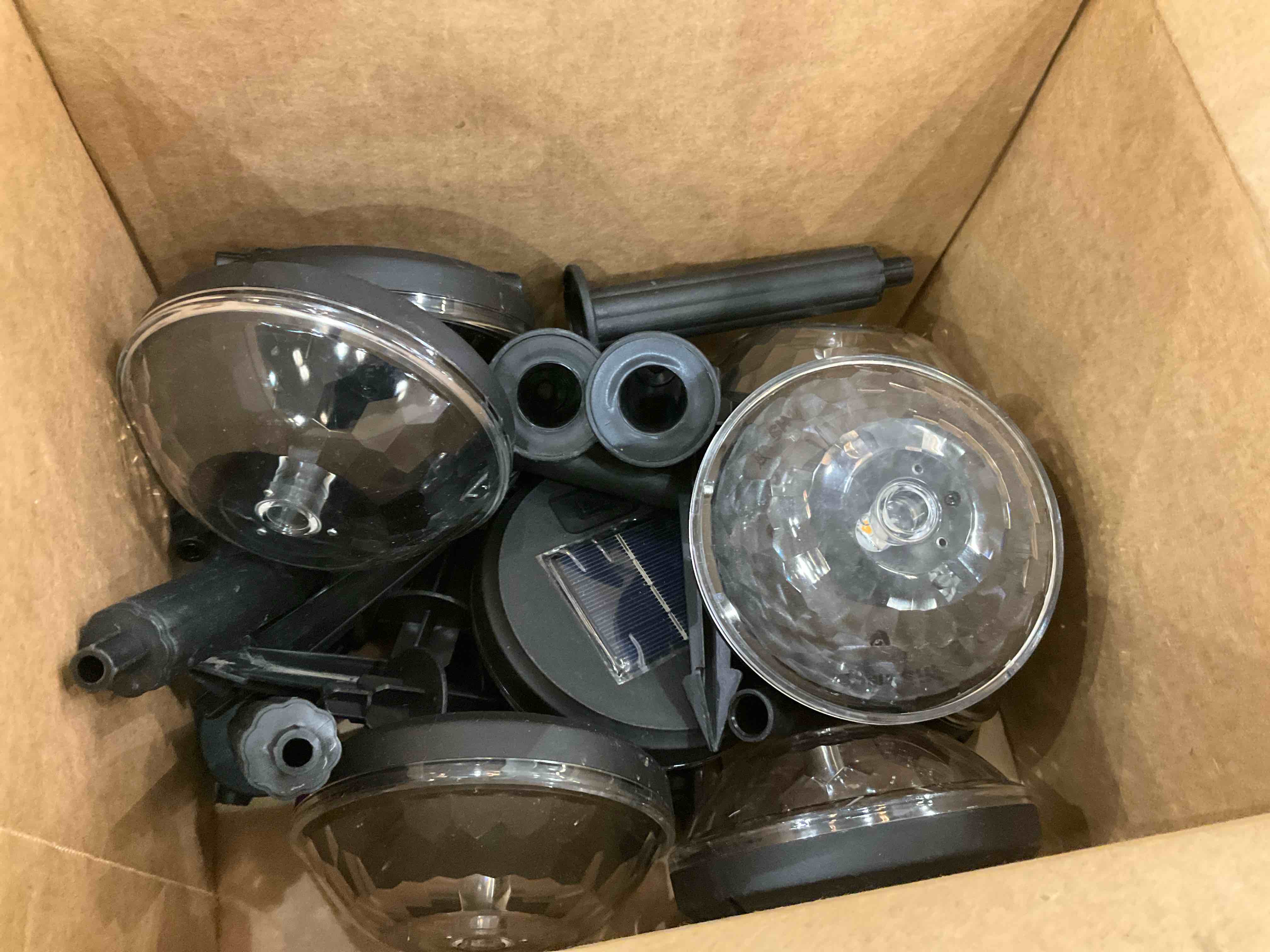https://s3.amazonaws.com/lotting-images-prod/BargainHunt/EXS01097871_1708701666642.jpeg