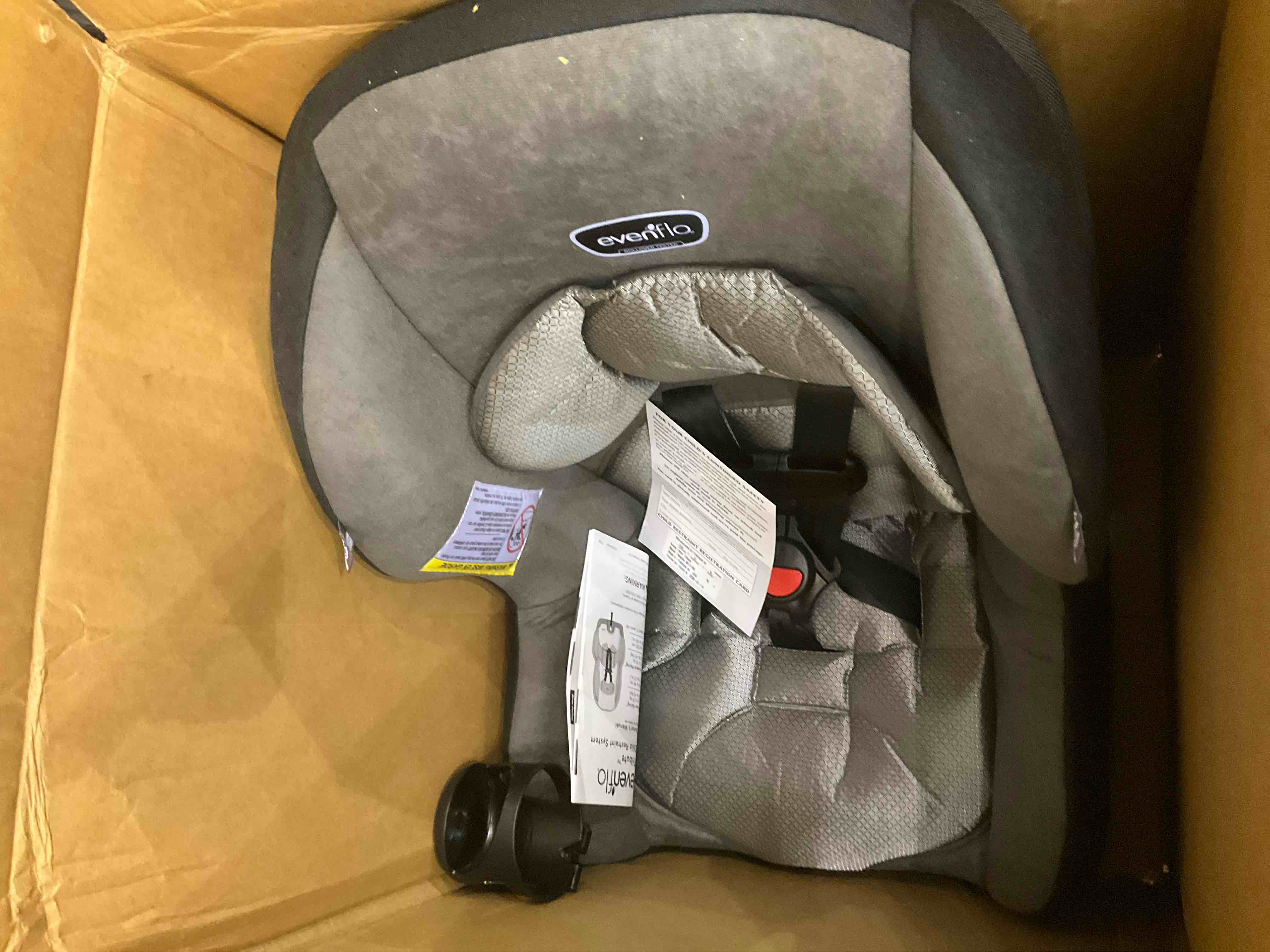 https://s3.amazonaws.com/lotting-images-prod/BargainHunt/EXS01097878_1708702637820.jpeg