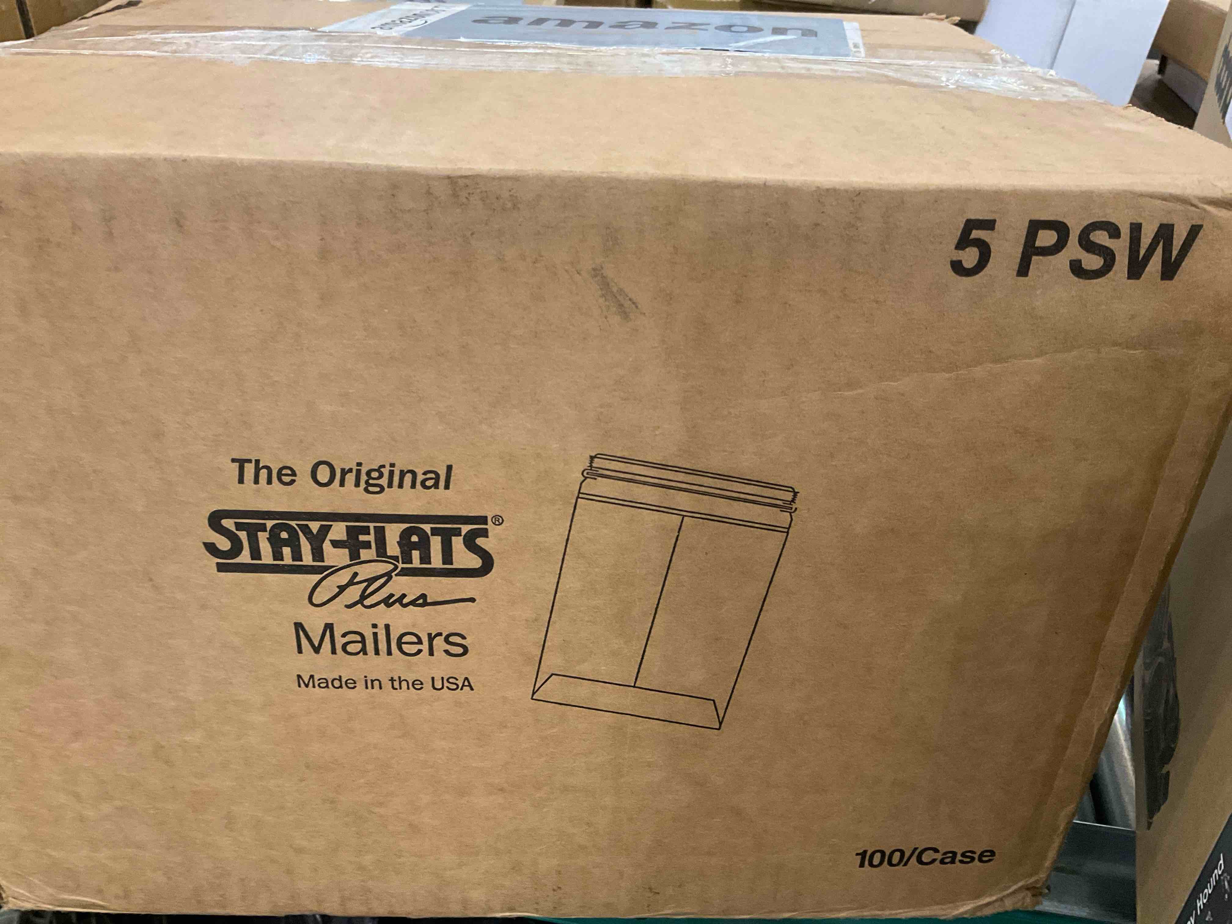 https://s3.amazonaws.com/lotting-images-prod/BargainHunt/EXS01097890_1708705551898.jpeg
