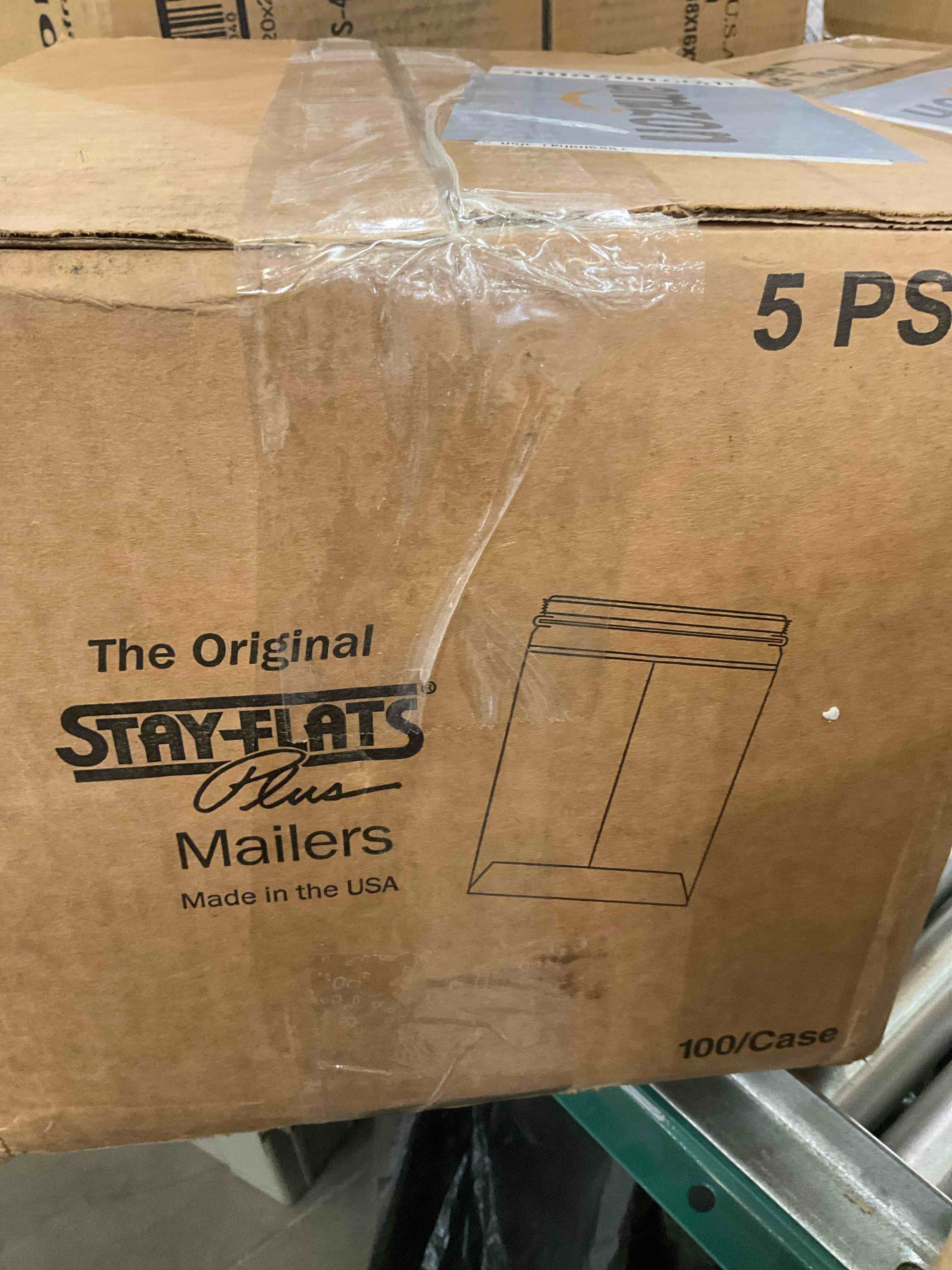 https://s3.amazonaws.com/lotting-images-prod/BargainHunt/EXS01097890_1708705562226.jpeg