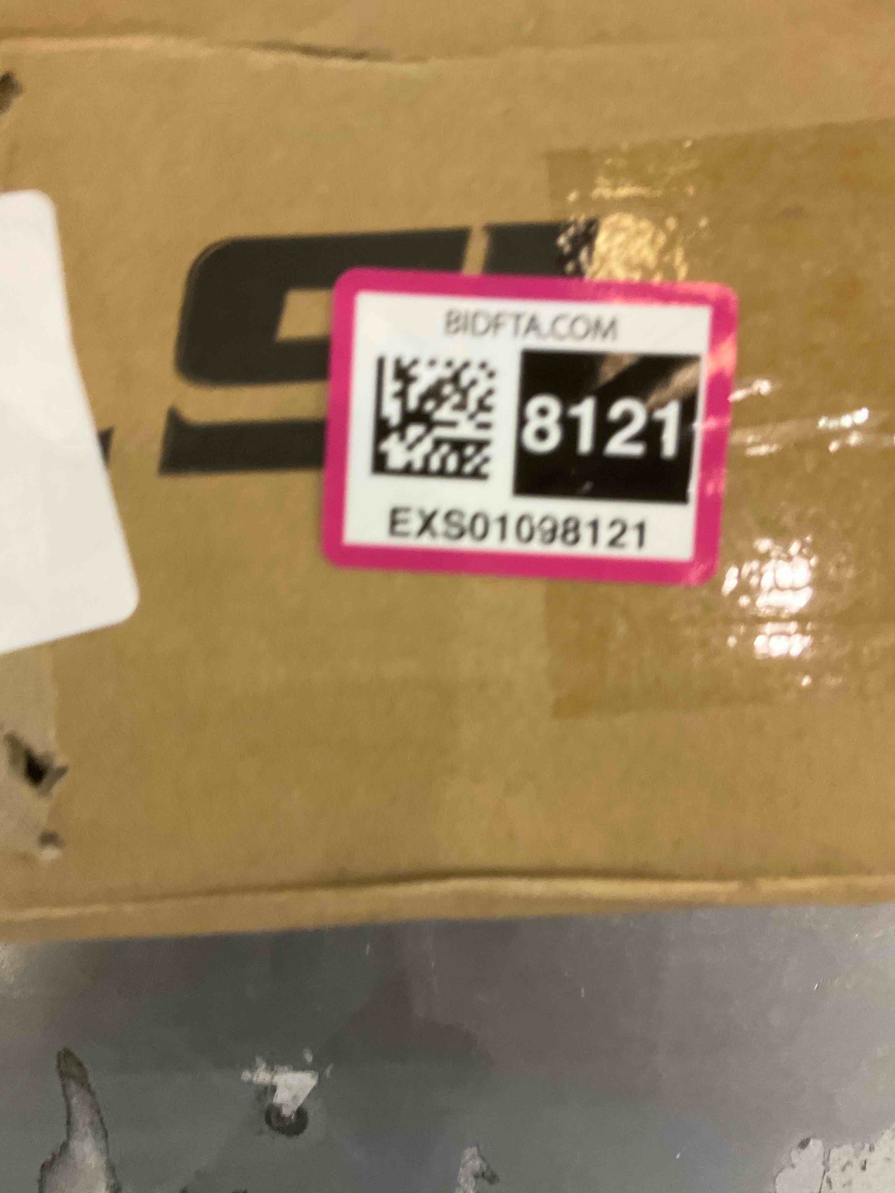 https://s3.amazonaws.com/lotting-images-prod/BargainHunt/EXS01098121_1709045338553.jpeg