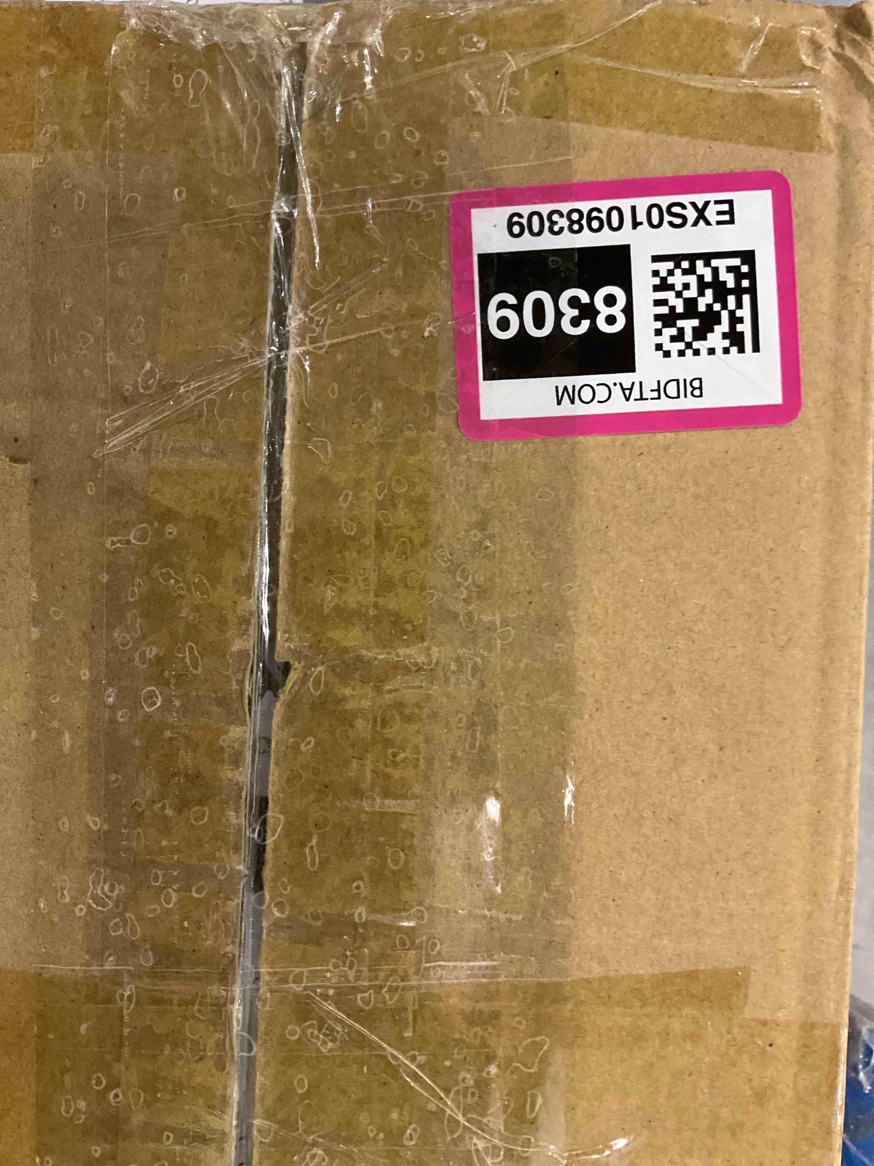 https://s3.amazonaws.com/lotting-images-prod/BargainHunt/EXS01098309_1709122988138.jpeg