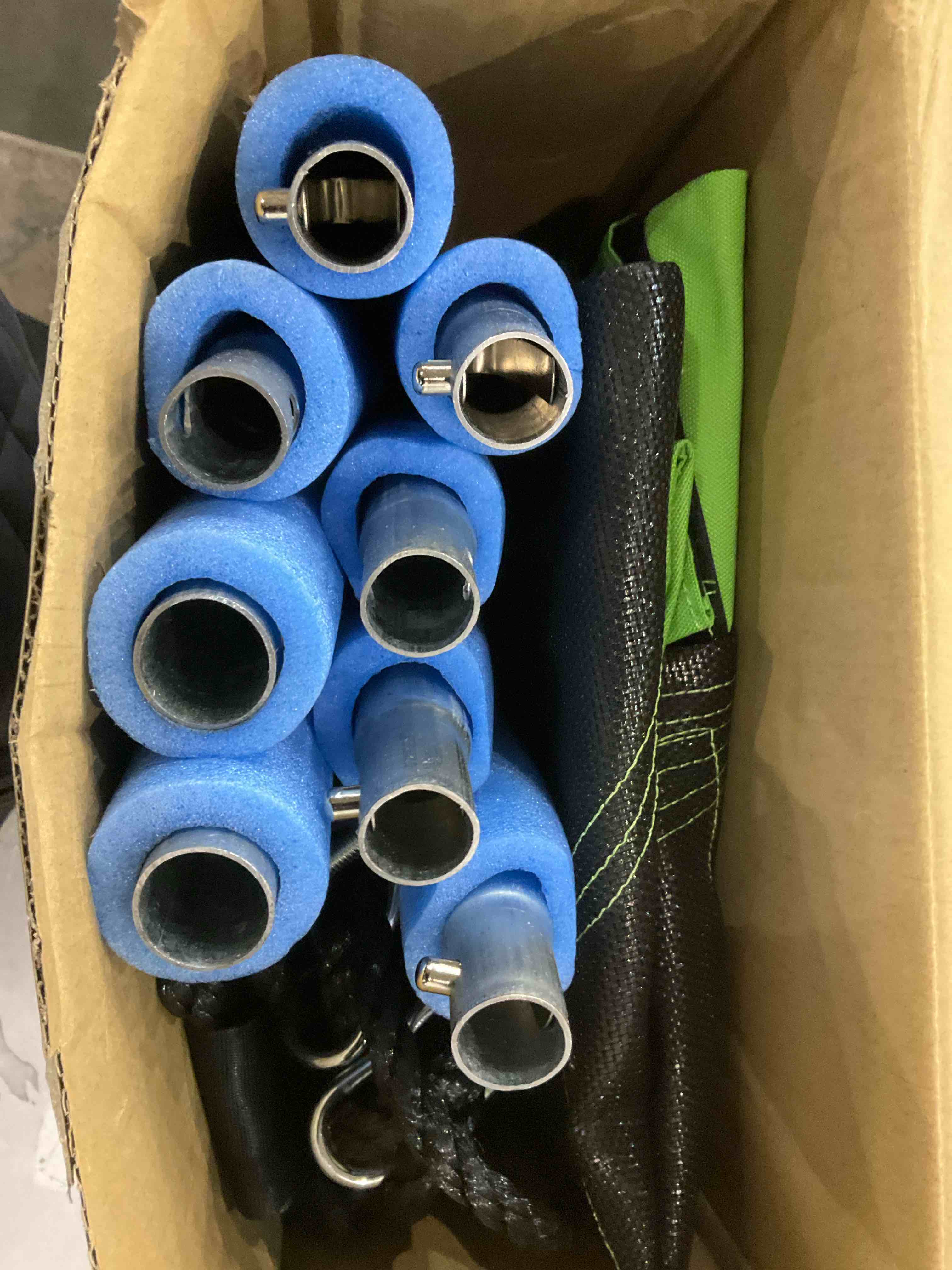 https://s3.amazonaws.com/lotting-images-prod/BargainHunt/EXS01098310_1709123129305.jpeg