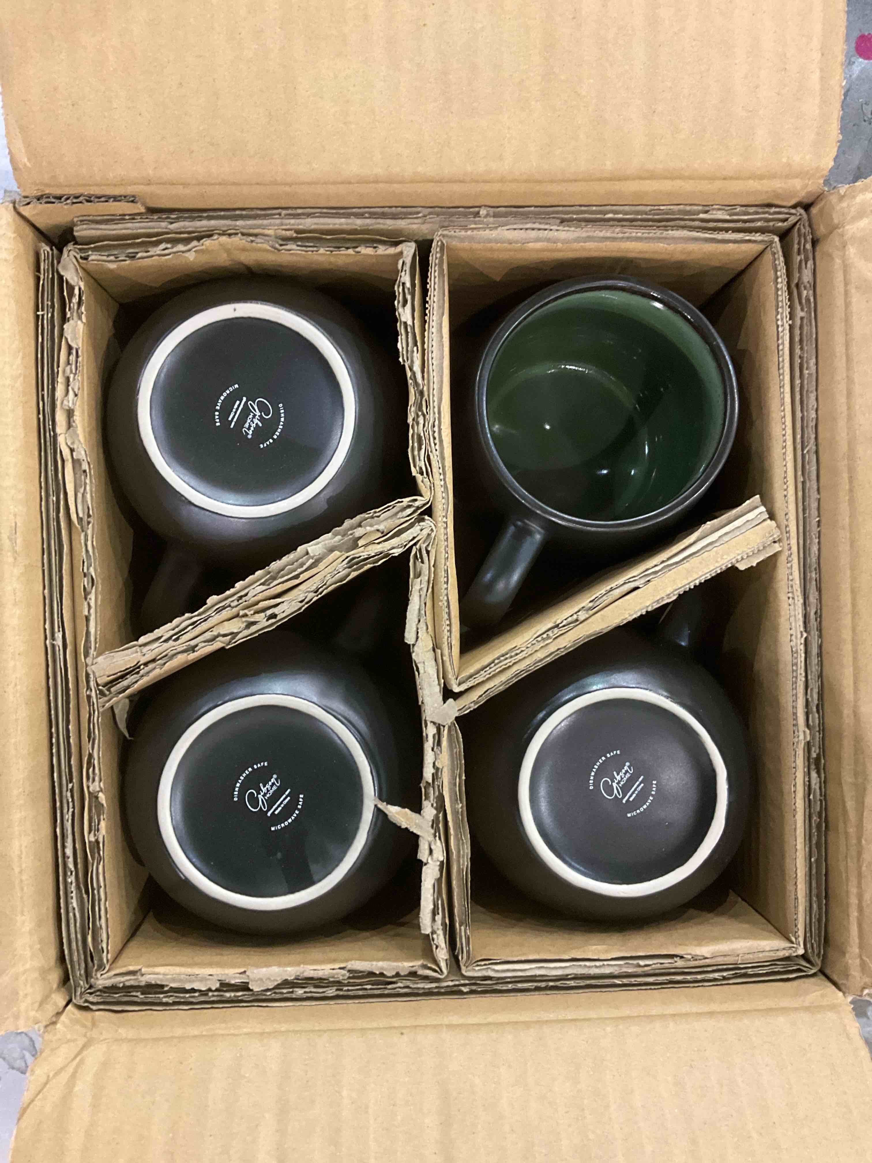 https://s3.amazonaws.com/lotting-images-prod/BargainHunt/EXS01098315_1709123310877.jpeg