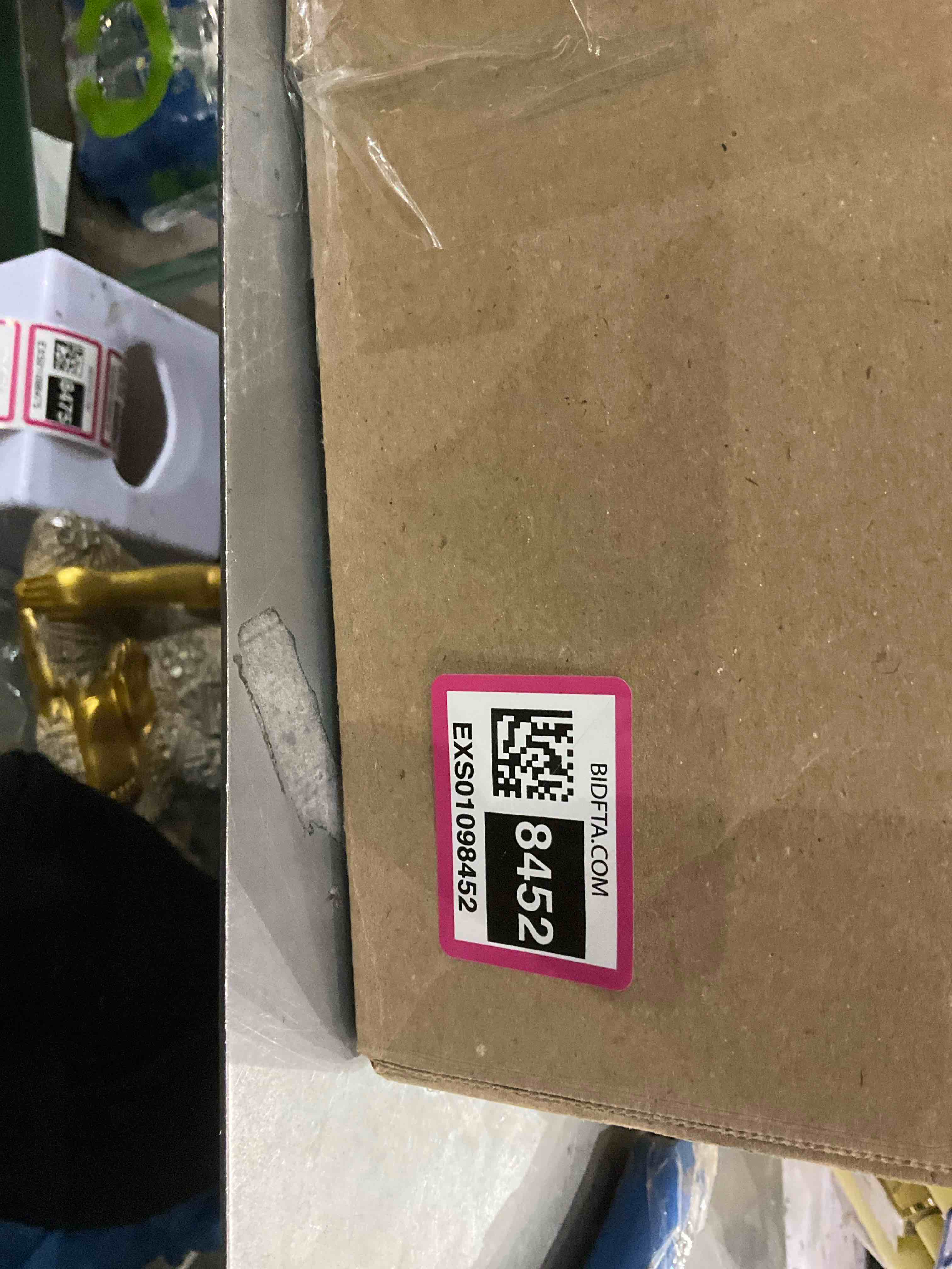 https://s3.amazonaws.com/lotting-images-prod/BargainHunt/EXS01098452_1709139243838.jpeg