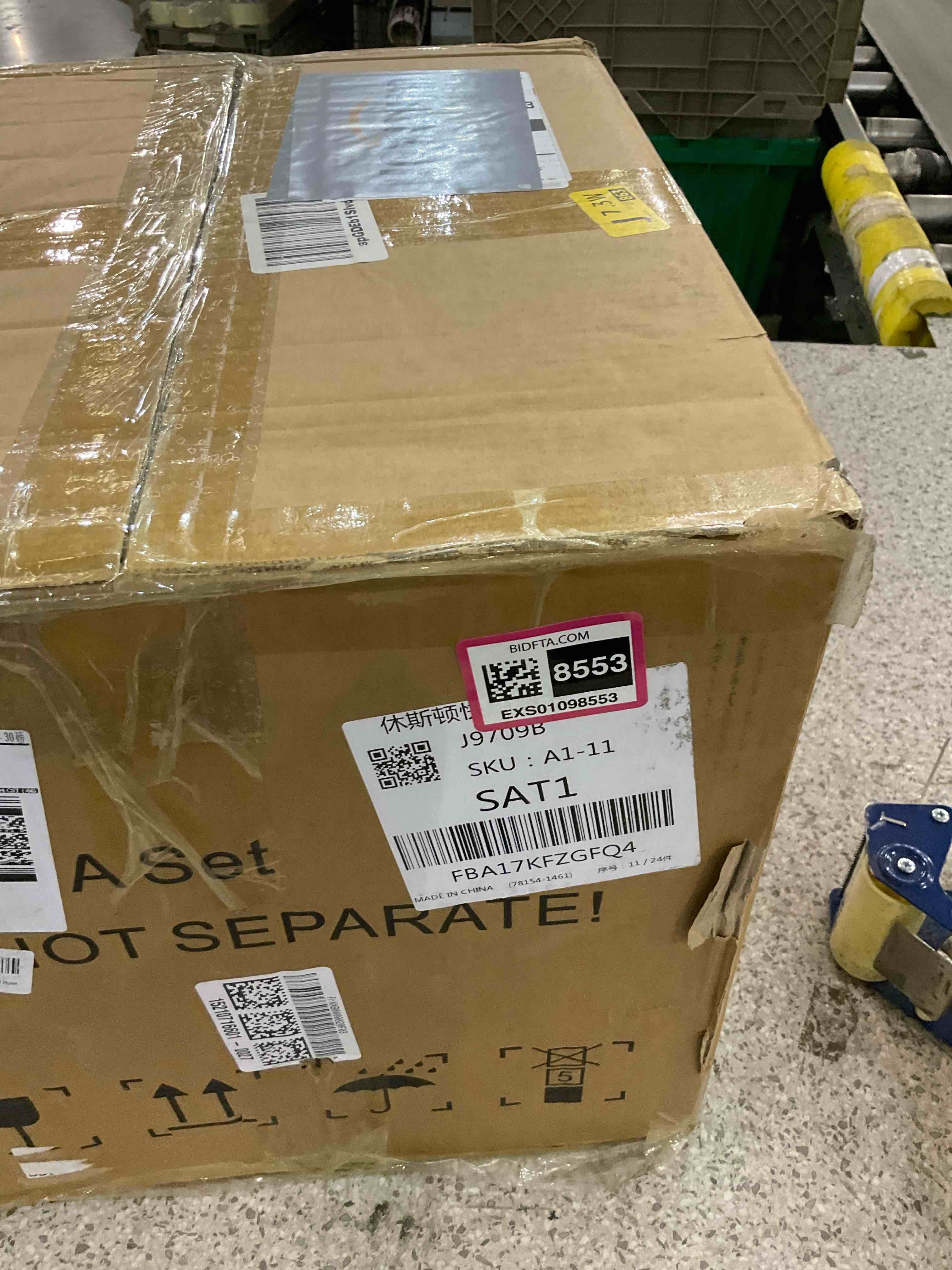 https://s3.amazonaws.com/lotting-images-prod/BargainHunt/EXS01098553_1715967477010.jpeg