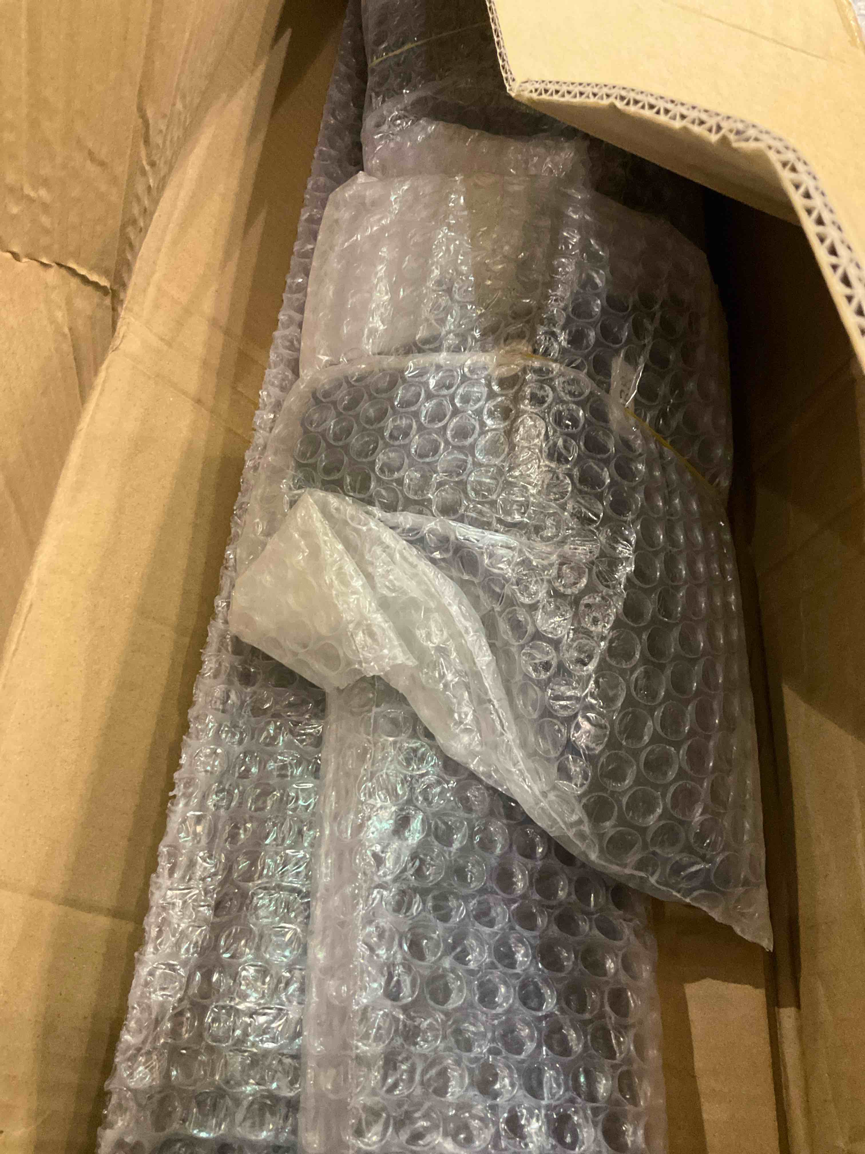 https://s3.amazonaws.com/lotting-images-prod/BargainHunt/EXS01098570_1715971638068.jpeg