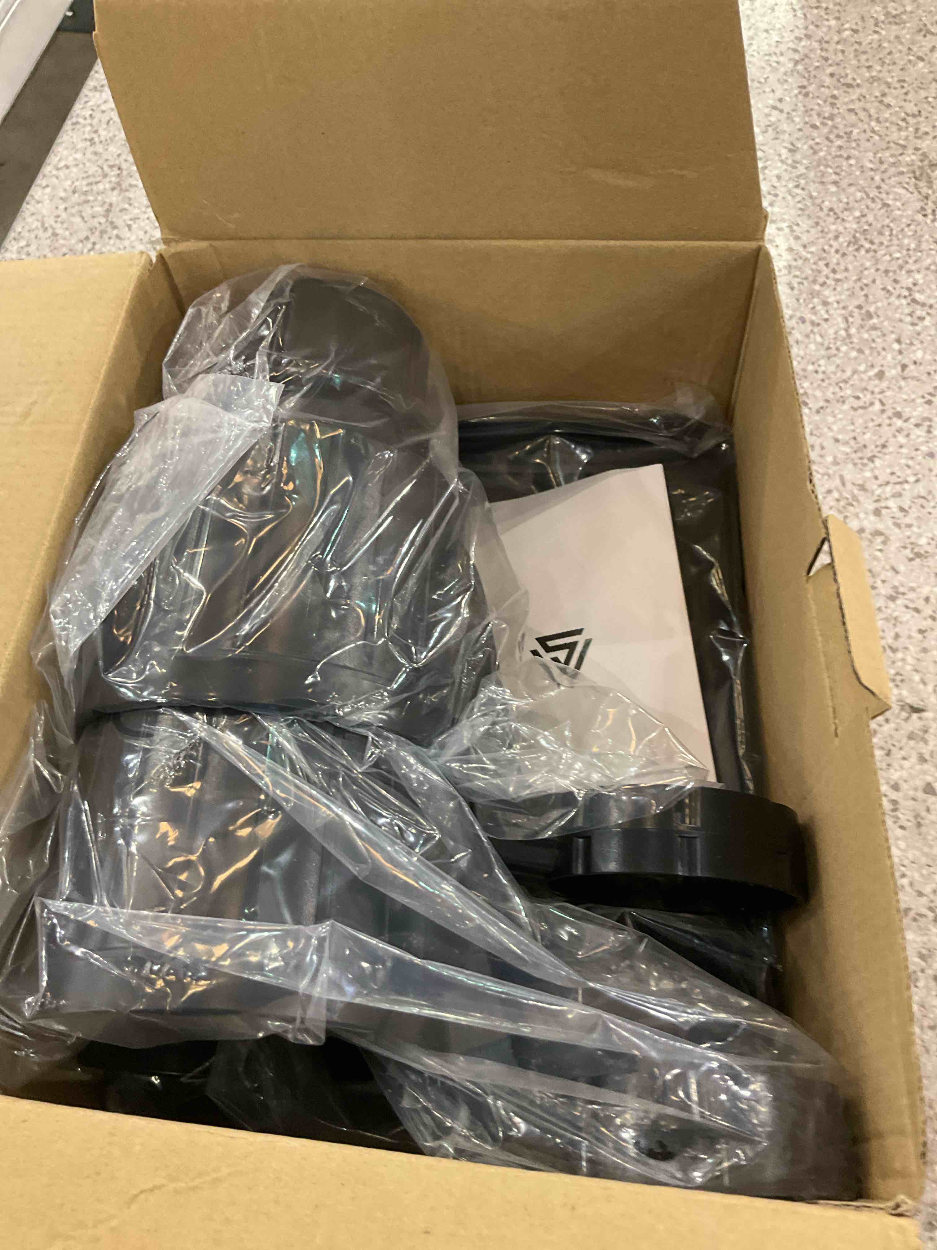 Upgraded Cup Holder 360 Degree Attachable Tray Expander for car Compatible with Yeti 14/24/36/46ozï¼ŒHydro Flasks 32/40ozï¼ŒNalgenes 30/32/38/48 oz and Other Large Bottles Mugs in 3.4"-4.0"