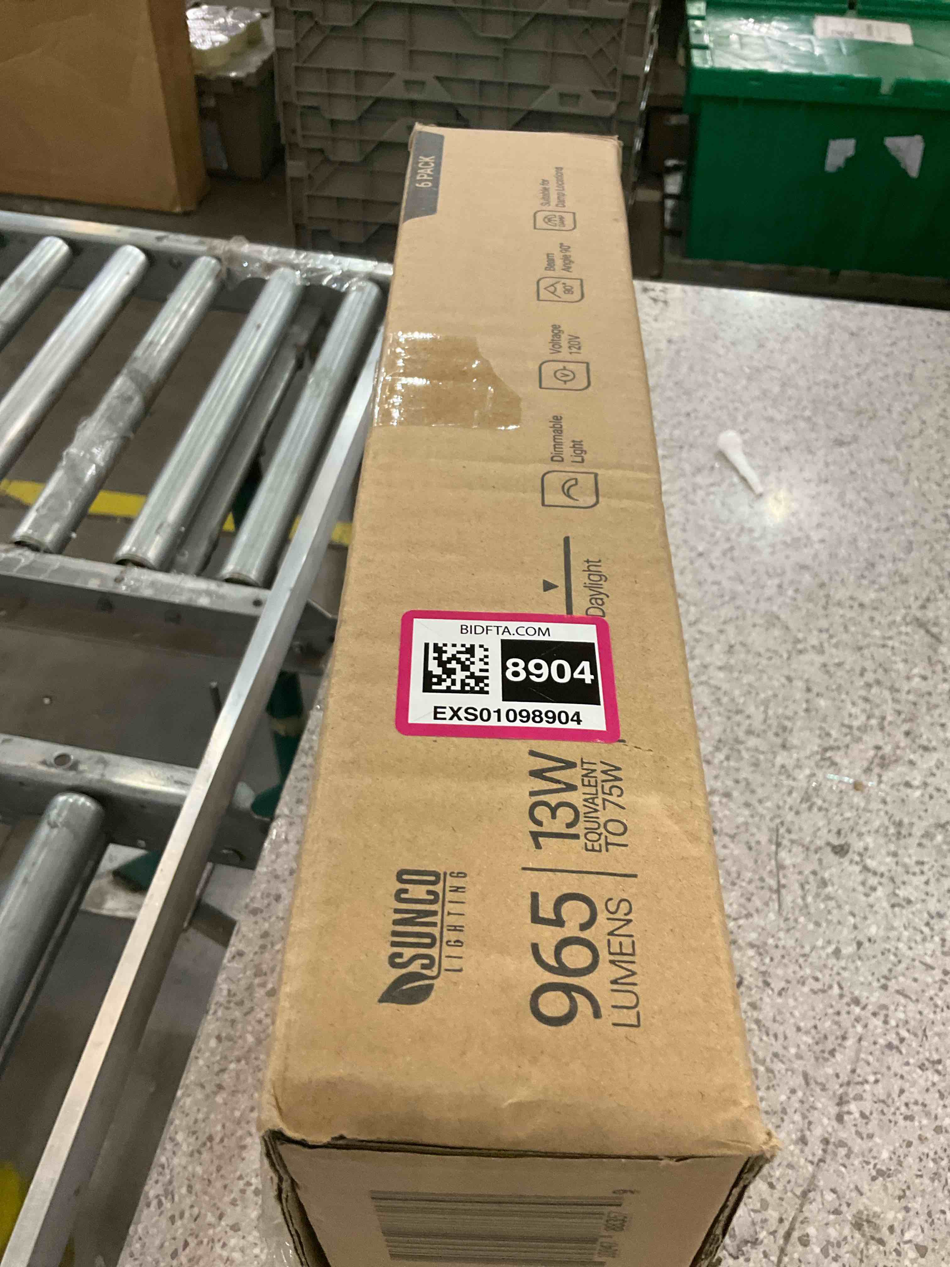 https://s3.amazonaws.com/lotting-images-prod/BargainHunt/EXS01098904_1716304542549.jpeg