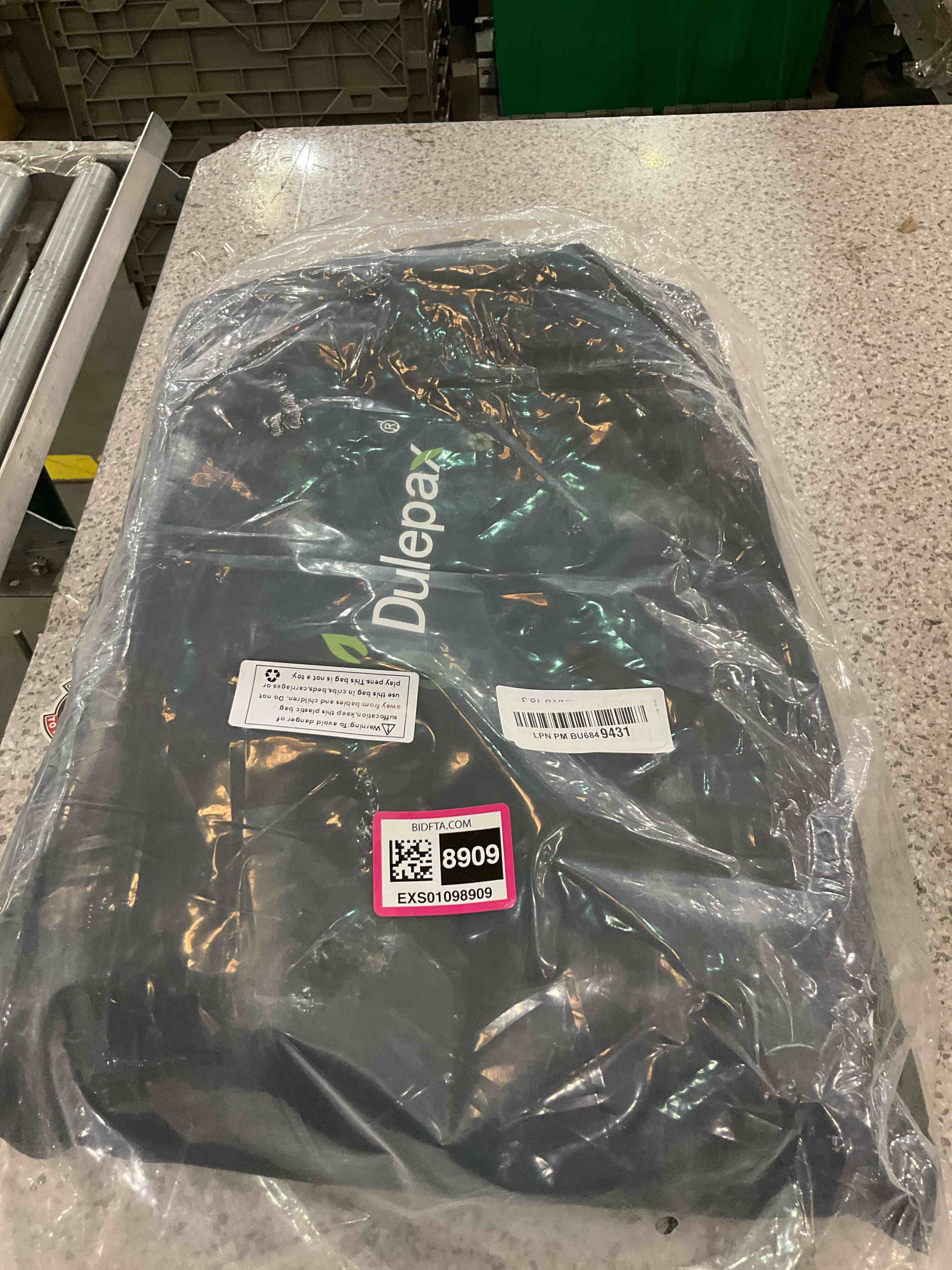 https://s3.amazonaws.com/lotting-images-prod/BargainHunt/EXS01098909_1716304866272.jpeg