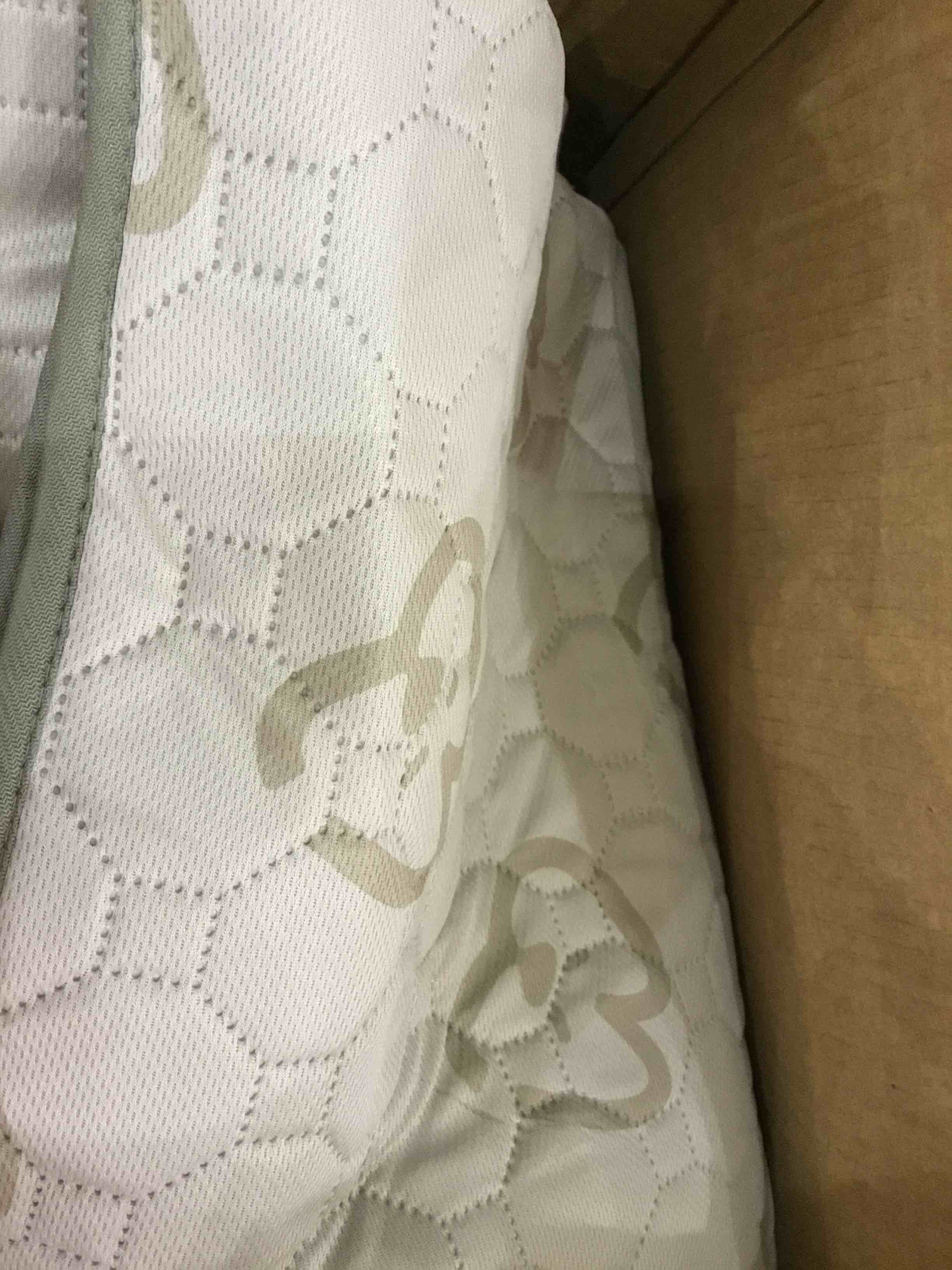 https://s3.amazonaws.com/lotting-images-prod/BargainHunt/EXS01099222_1715345607178.jpeg
